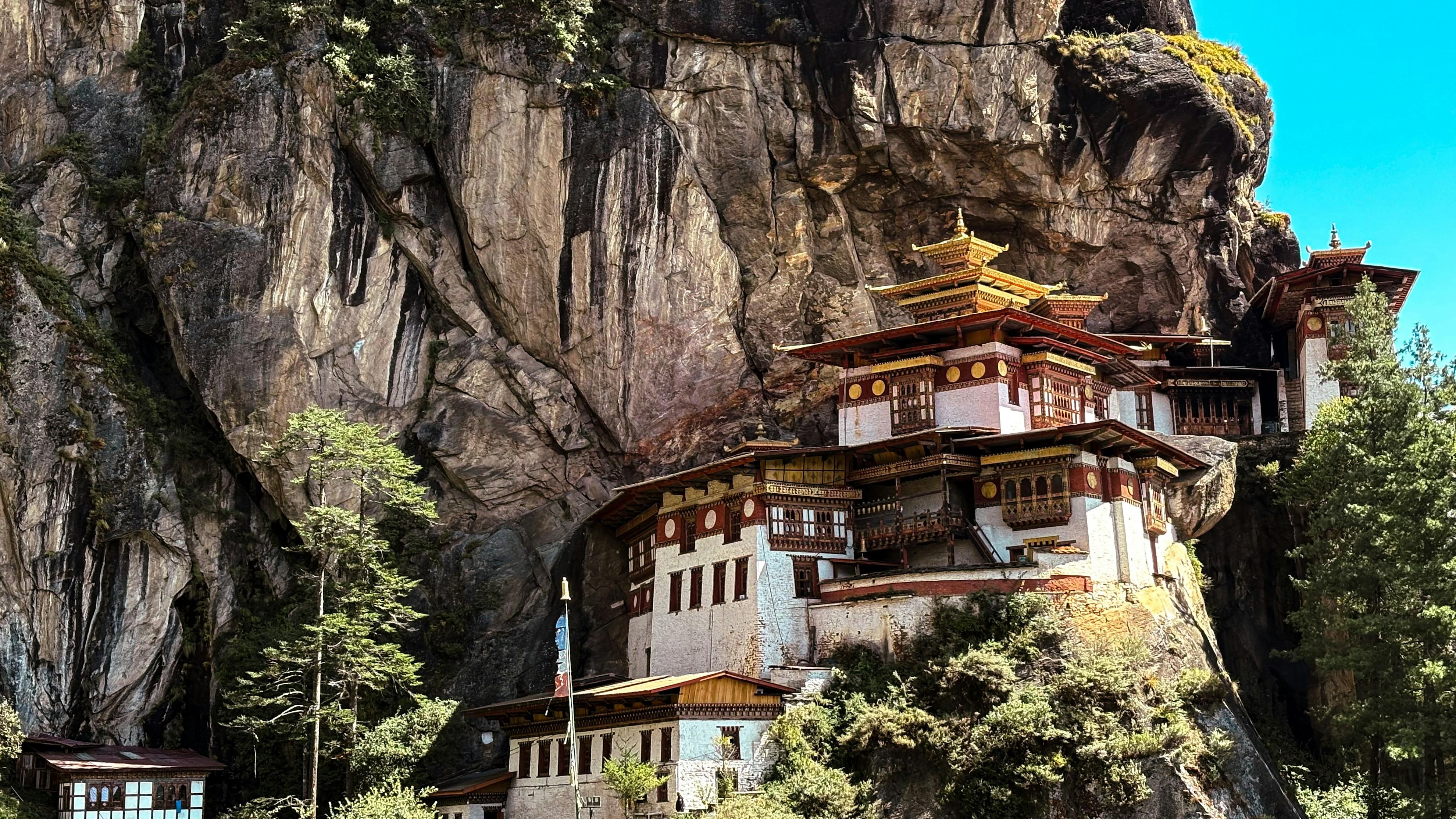 Bhutan: 4-Day Golden Triangle Tour with Meals & Hotels