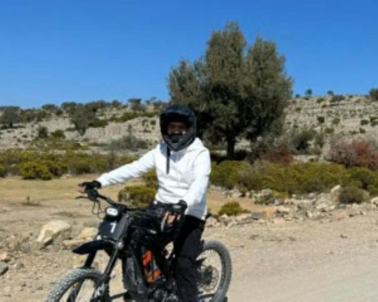 Jabal Akhdar E-Bike tour & Adventure 3