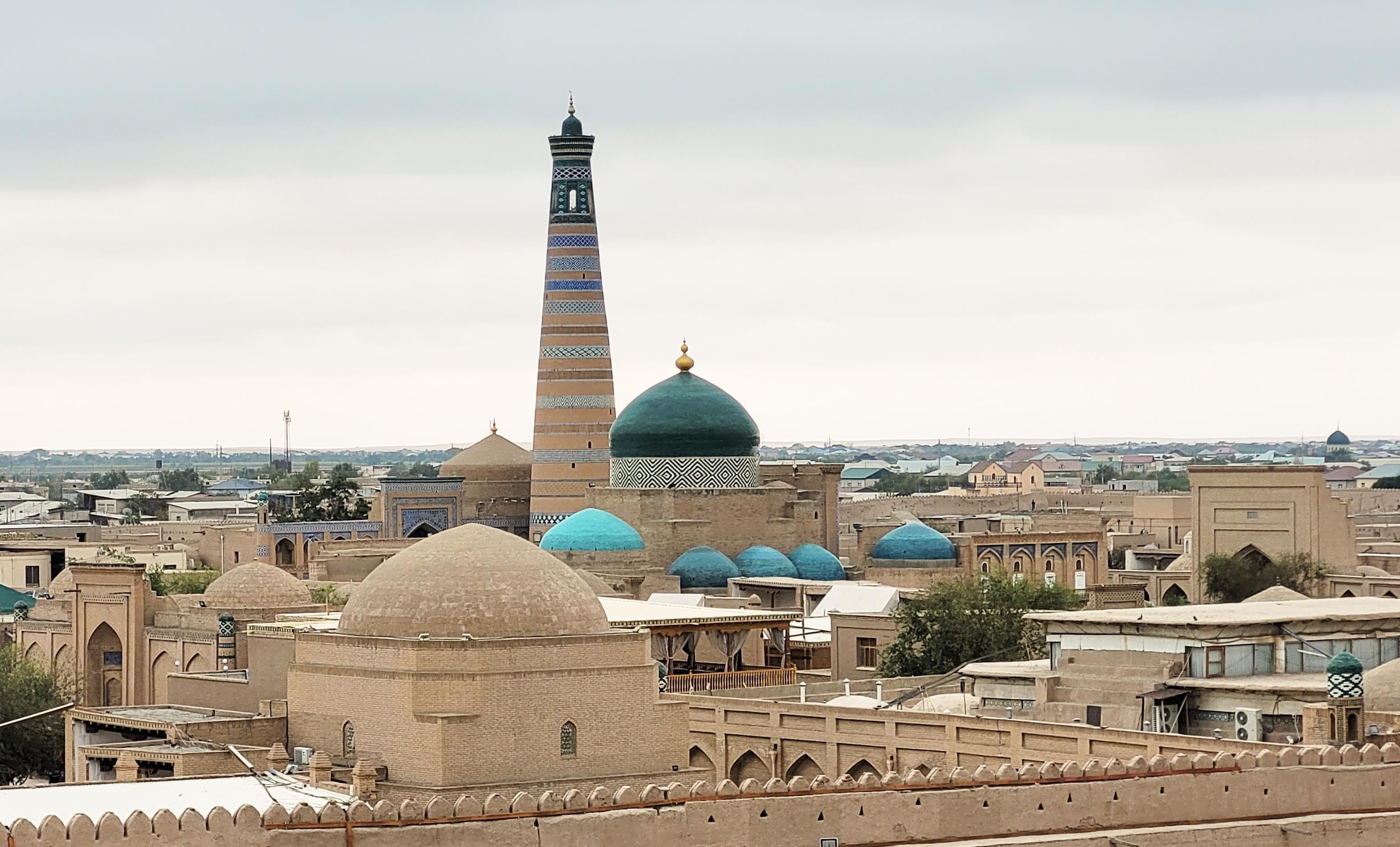 Khiva: Itchan Kala Walking Tour with Lunch & Tickets 3