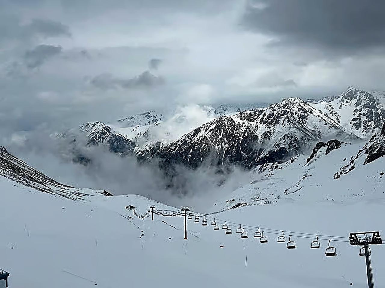 Big Almaty Lake: Shymbulak & Kok Tobe VIP Private Day Tour 3