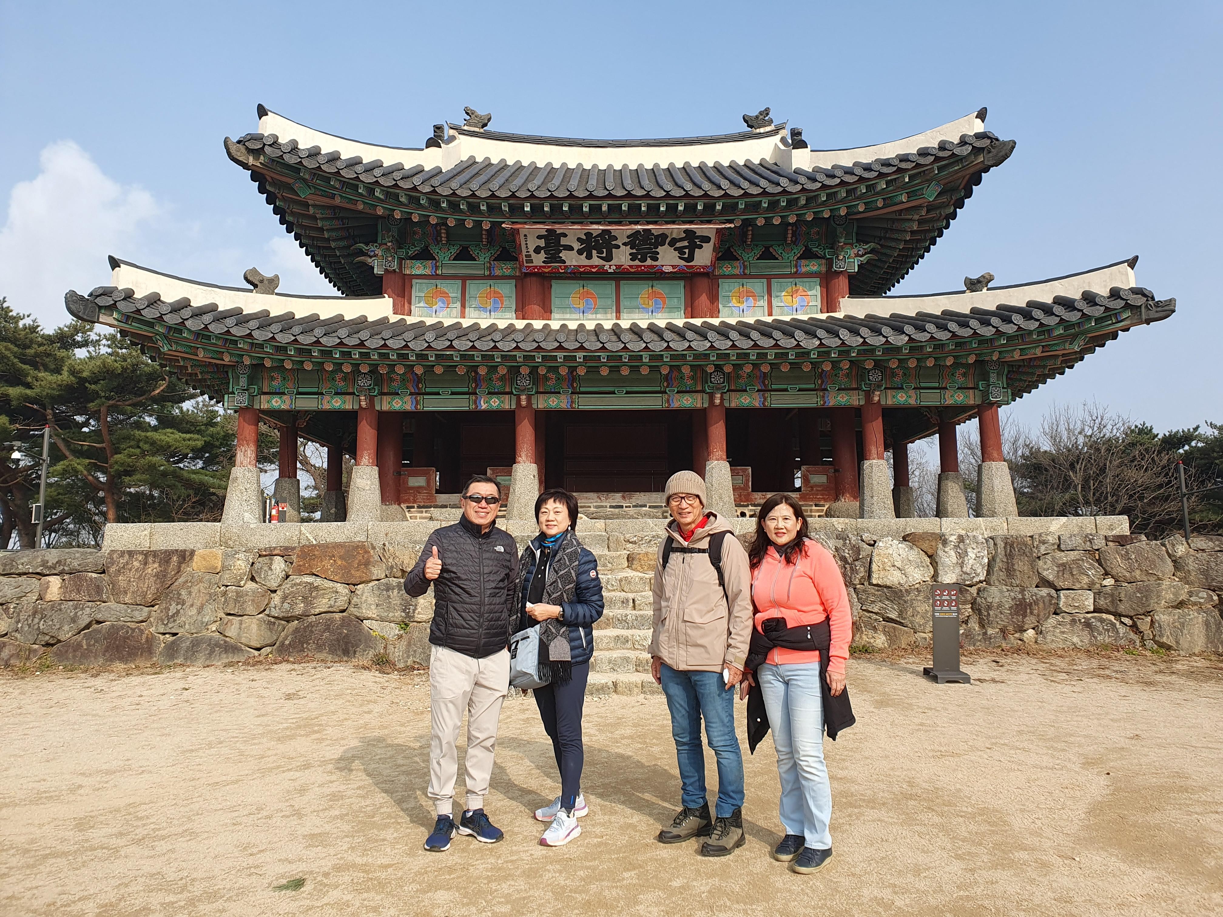 Seoul: Royal Tombs & Namhansanseong Fortress Tour 3