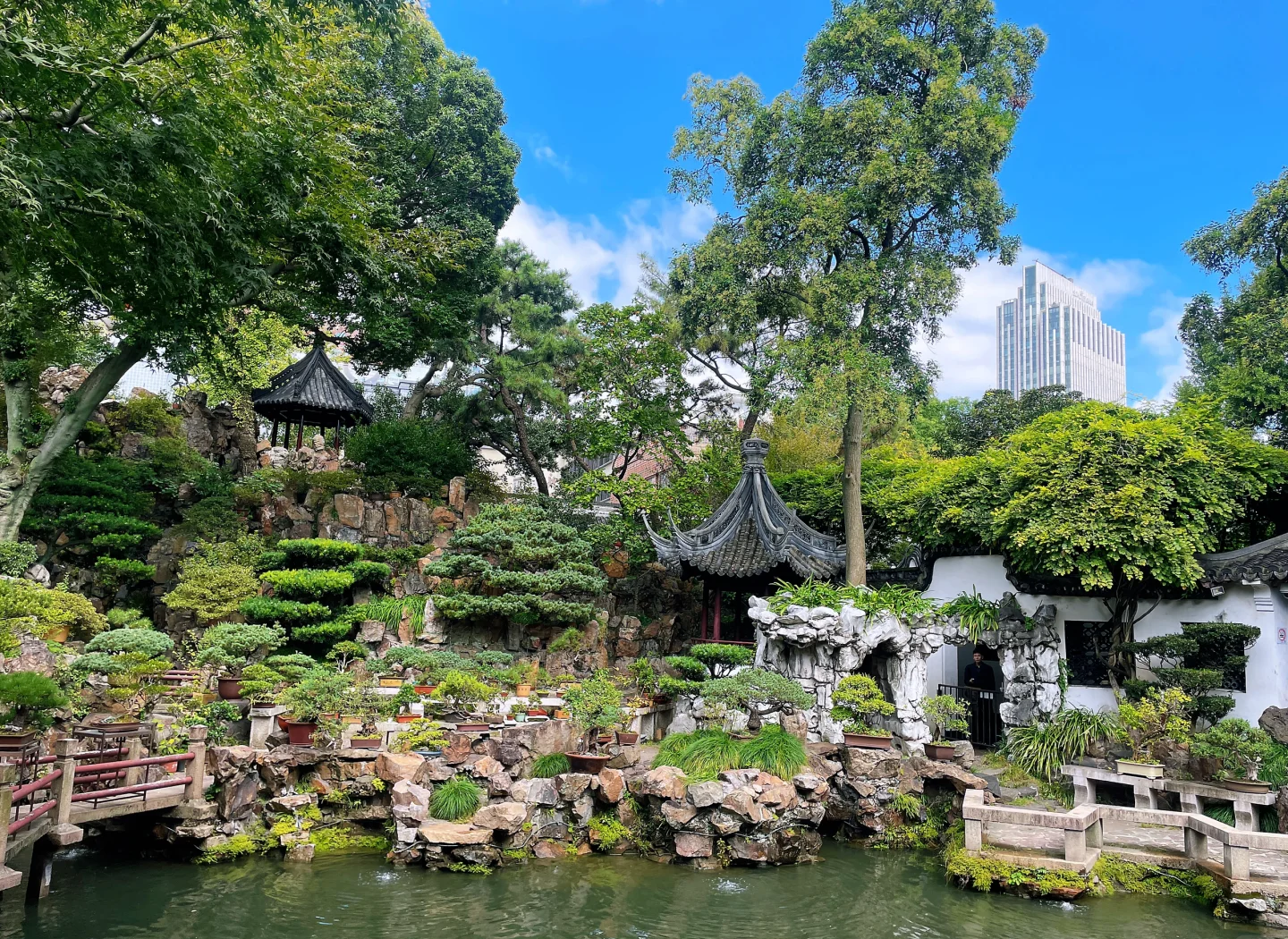 5-Day Shanghai & Hangzhou Customized Tour with Bullet Train 3
