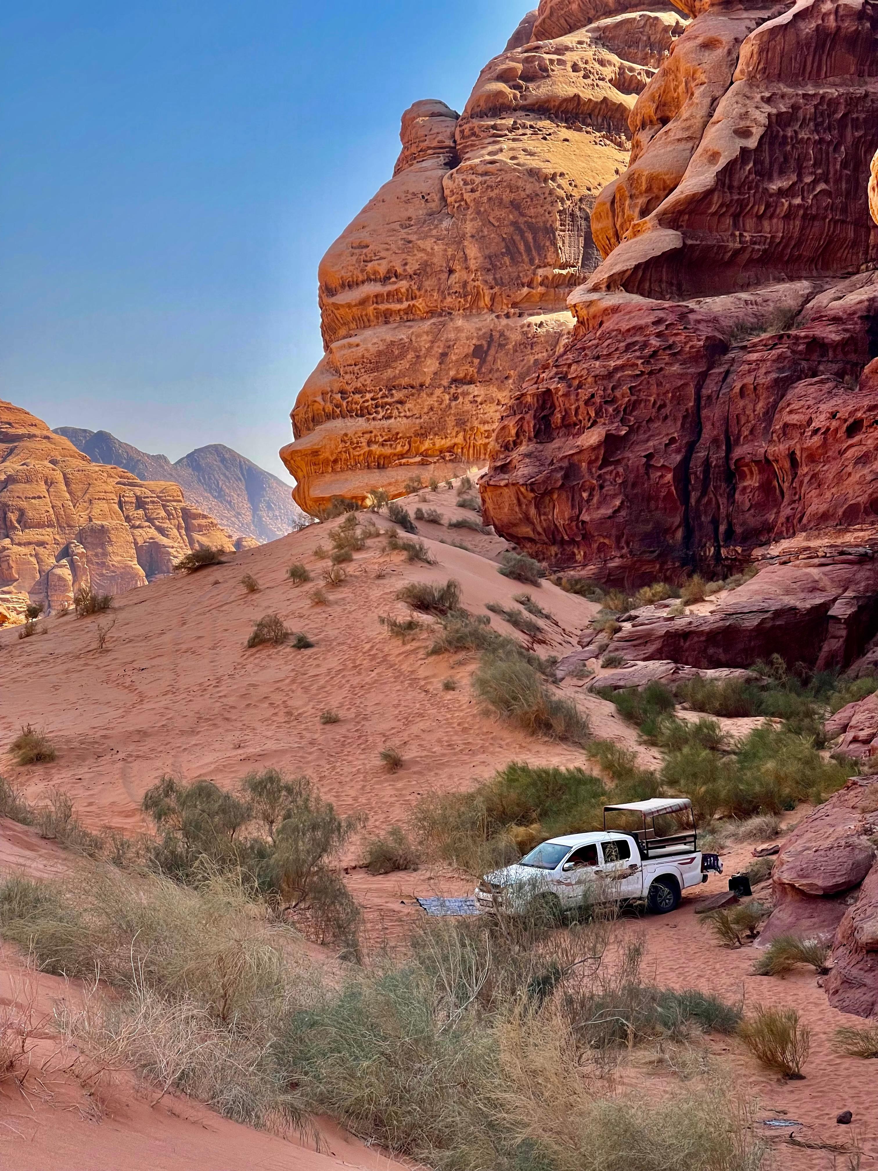 Full-Day Wadi Rum Tour with Overnight Under the Stars 2