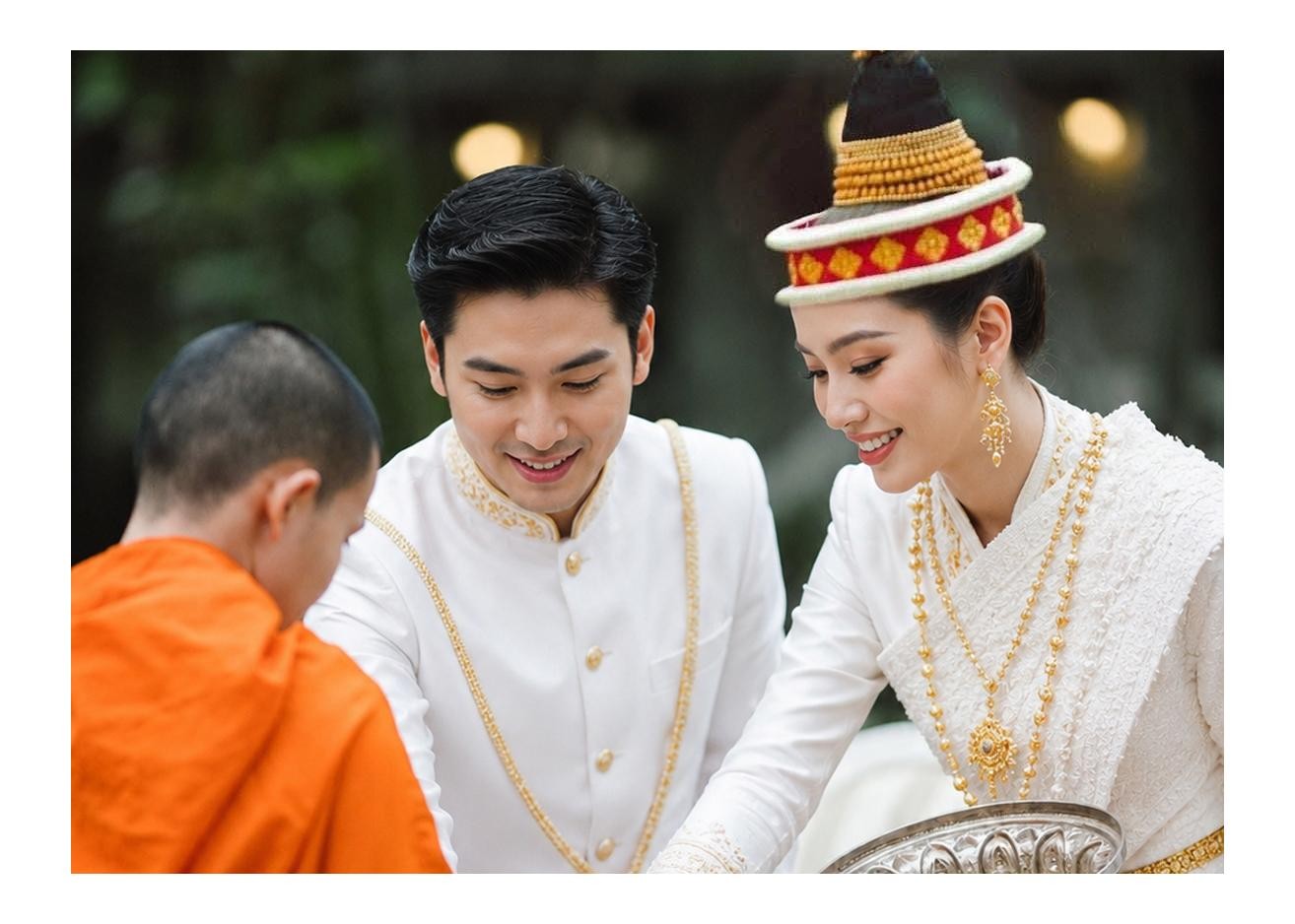 Vientiane: Traditional Lao Wedding Ceremony with Photos