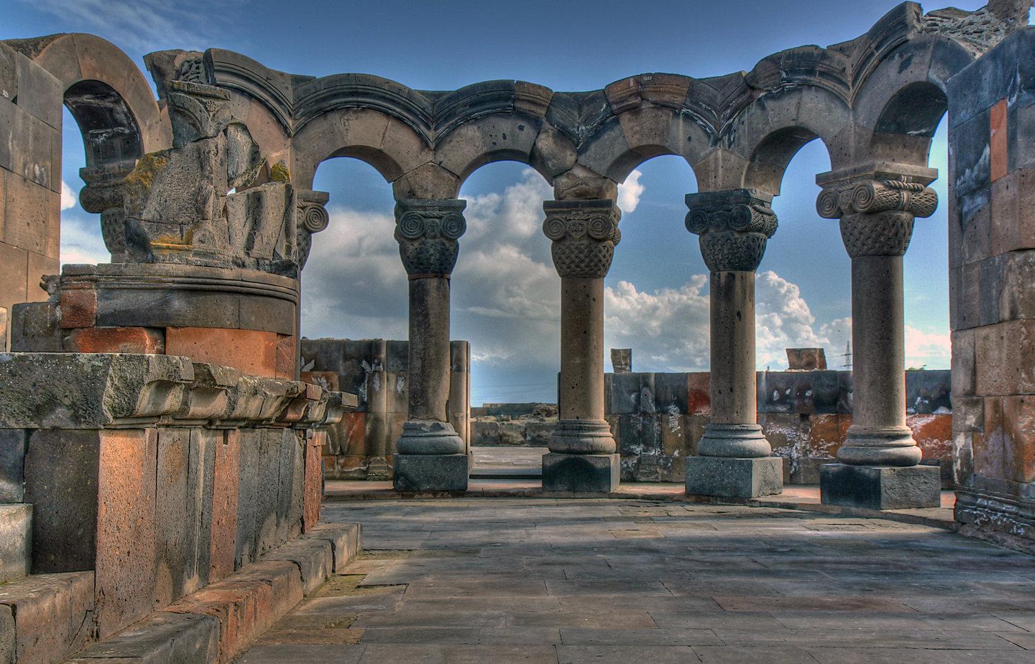 From Yerevan: Echmiadzin and Zvartnots Tour with Transfers