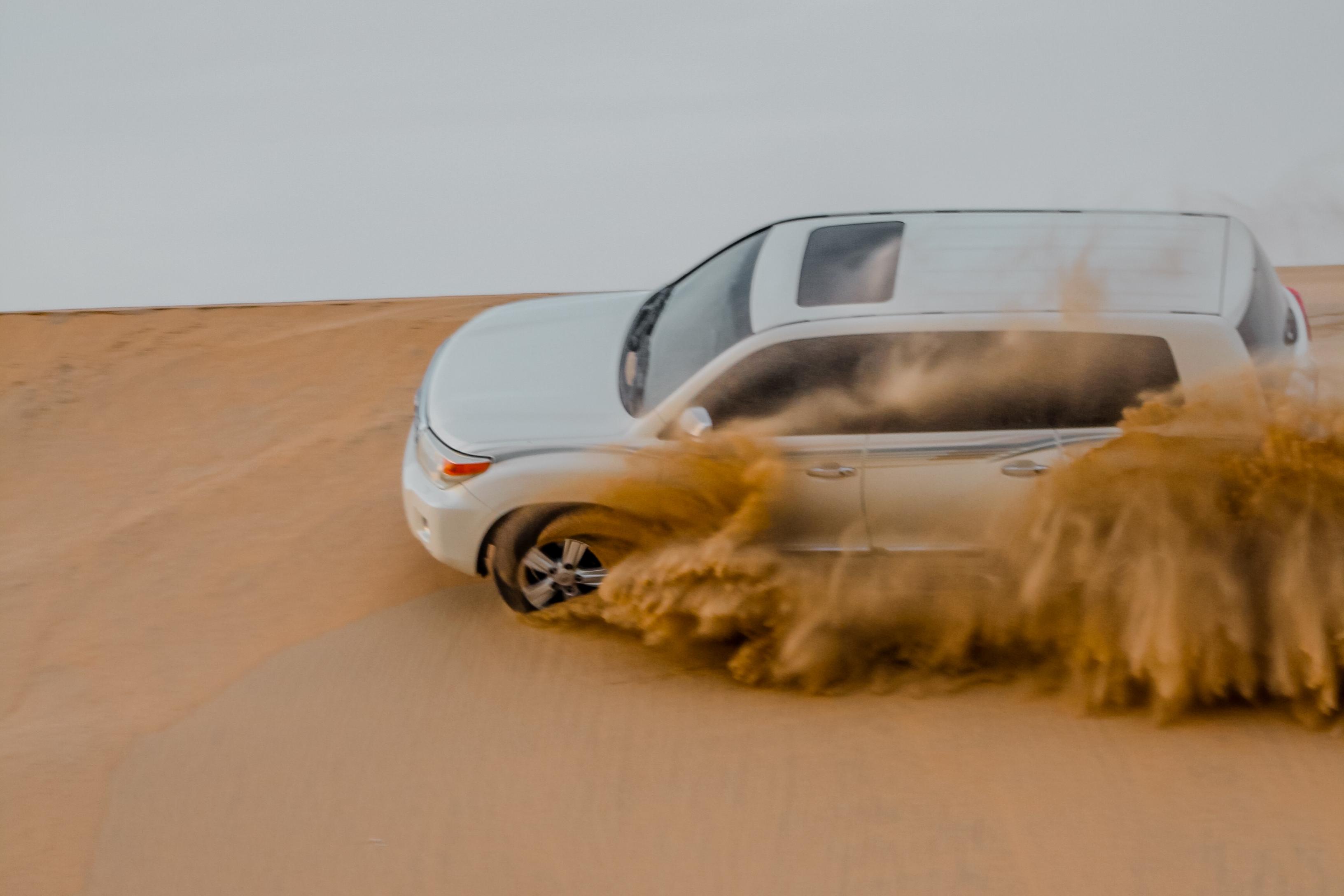 Explore desert Qatar: Off-Road Adventures, dune bashing Tour 3