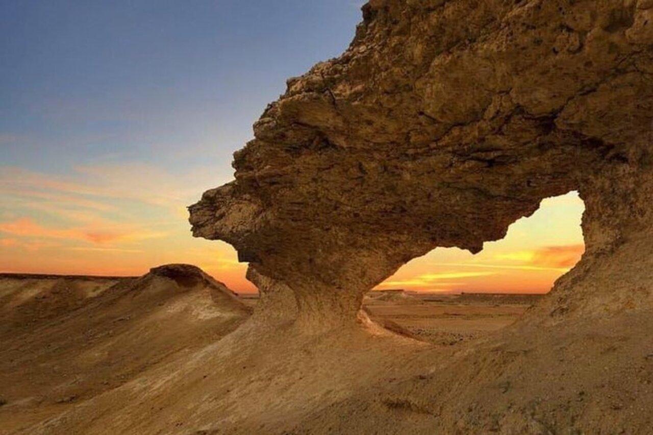 Doha: Richard Serra Sculpture,Mushroom Hill,Camel Race Track 2