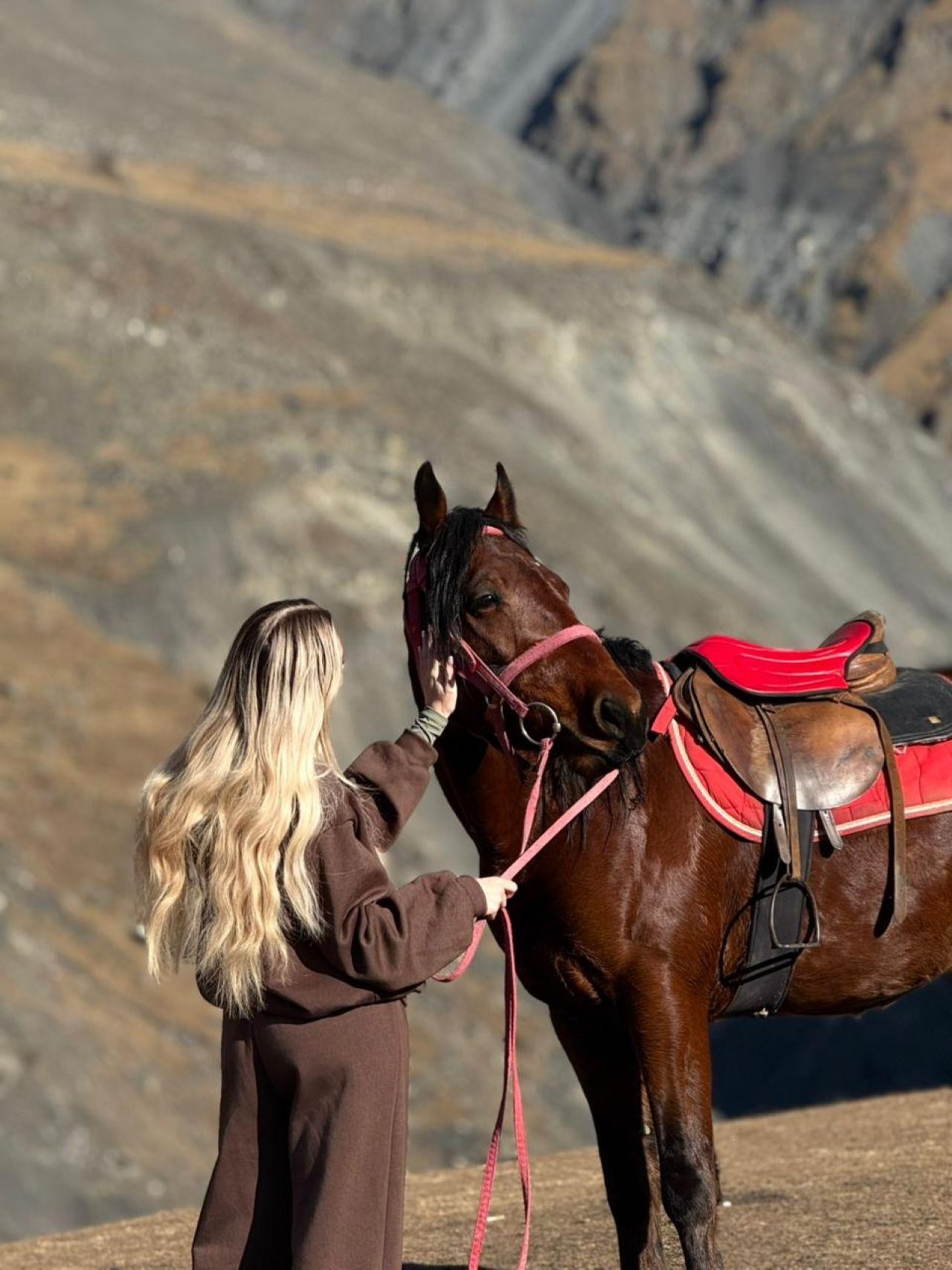 Kazbegi: Infinity View Horse Riding with Local Host 3