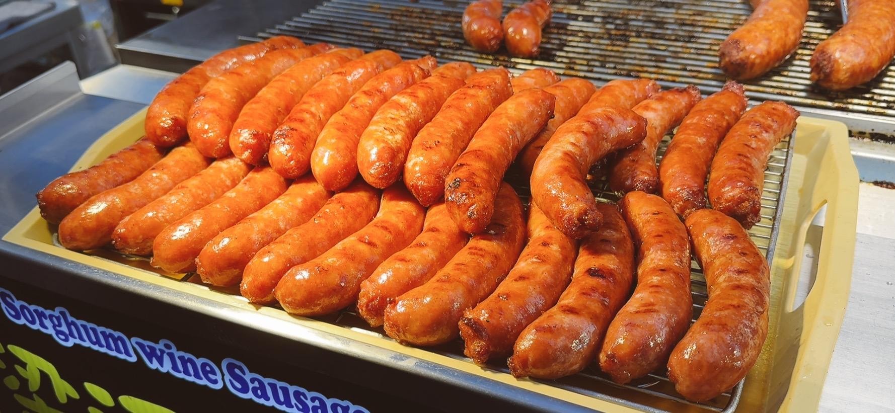 Private Night Market Tour with a Variety of Food Tastings 3