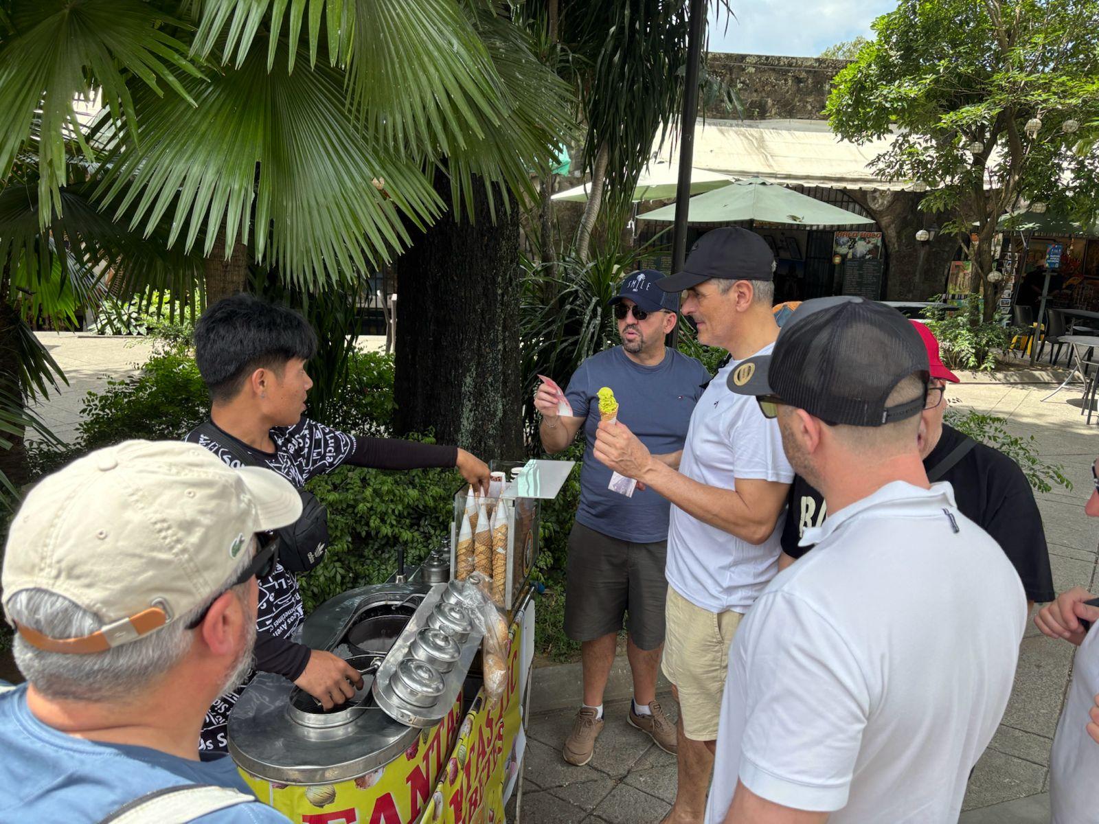 Private tour of Manila with a French-speaking guide, Intramuros and Makati