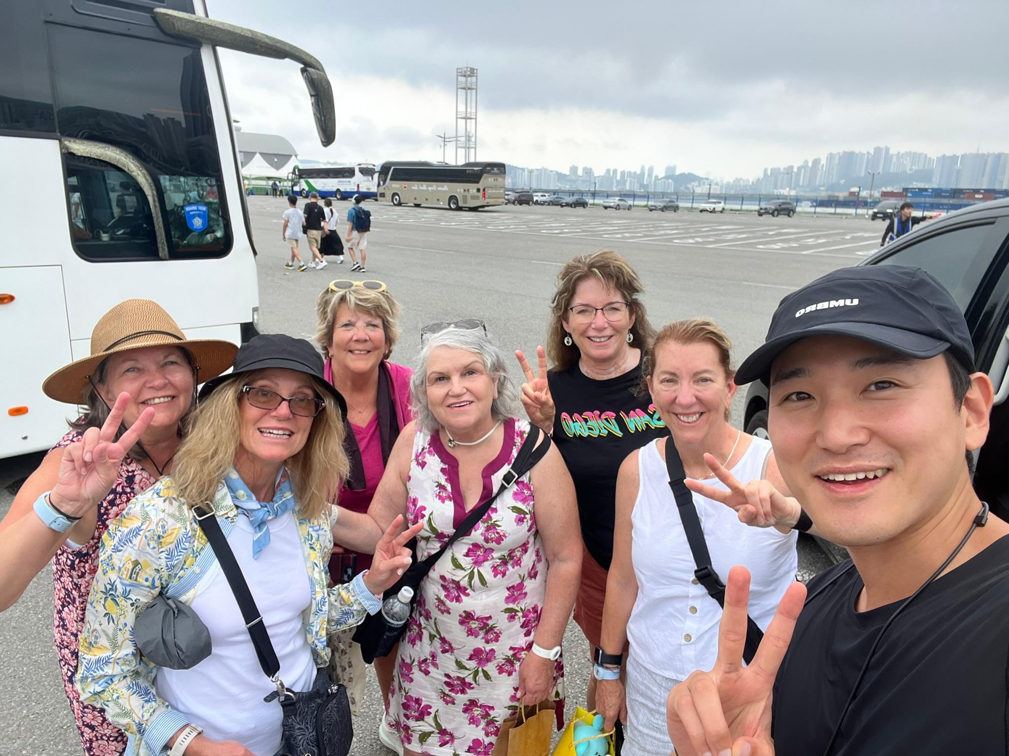 Busan Cruise Shore Excursion: Private Tour with Local Guide 3