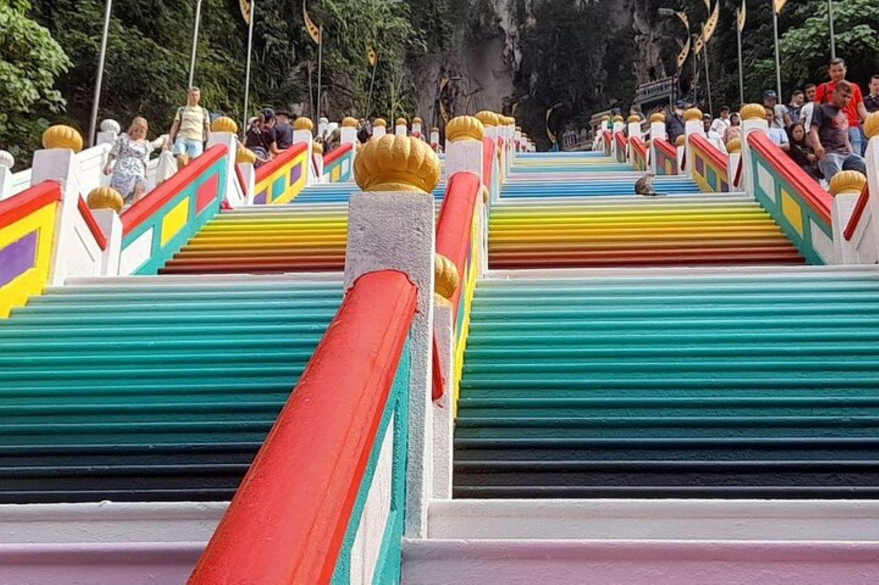 Kuala Lumpur: Kuala Gandah and Batu Caves Private Trip 3