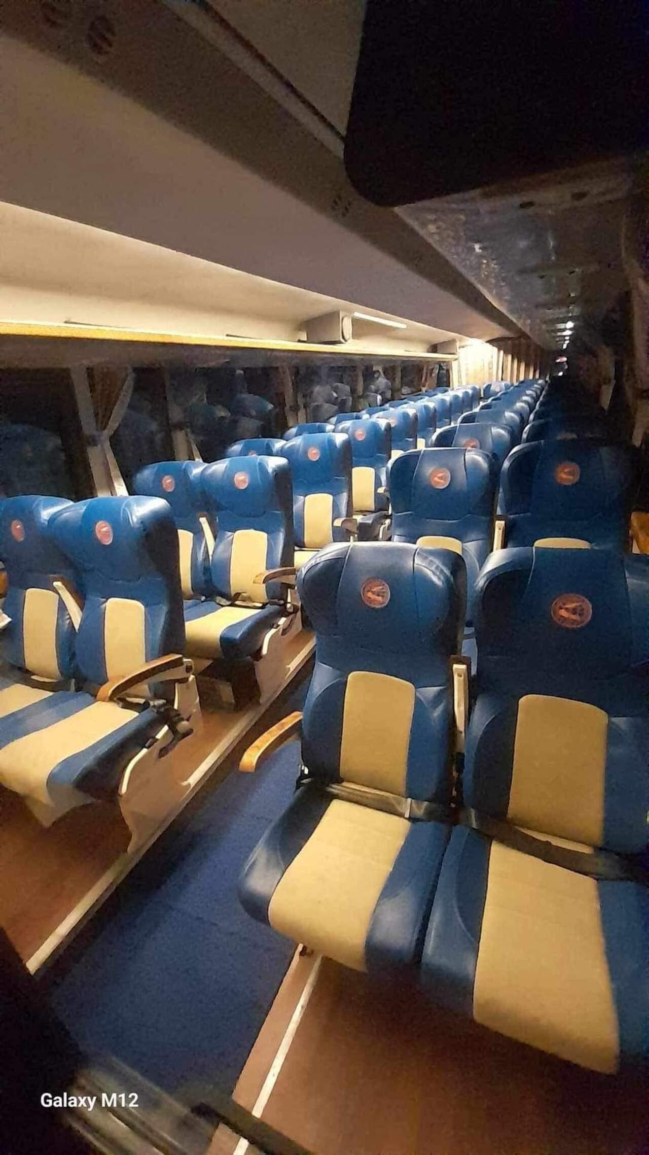 Kathmandu/Pokhara: One-Way Trip by Deluxe Shared Tourist Bus 2