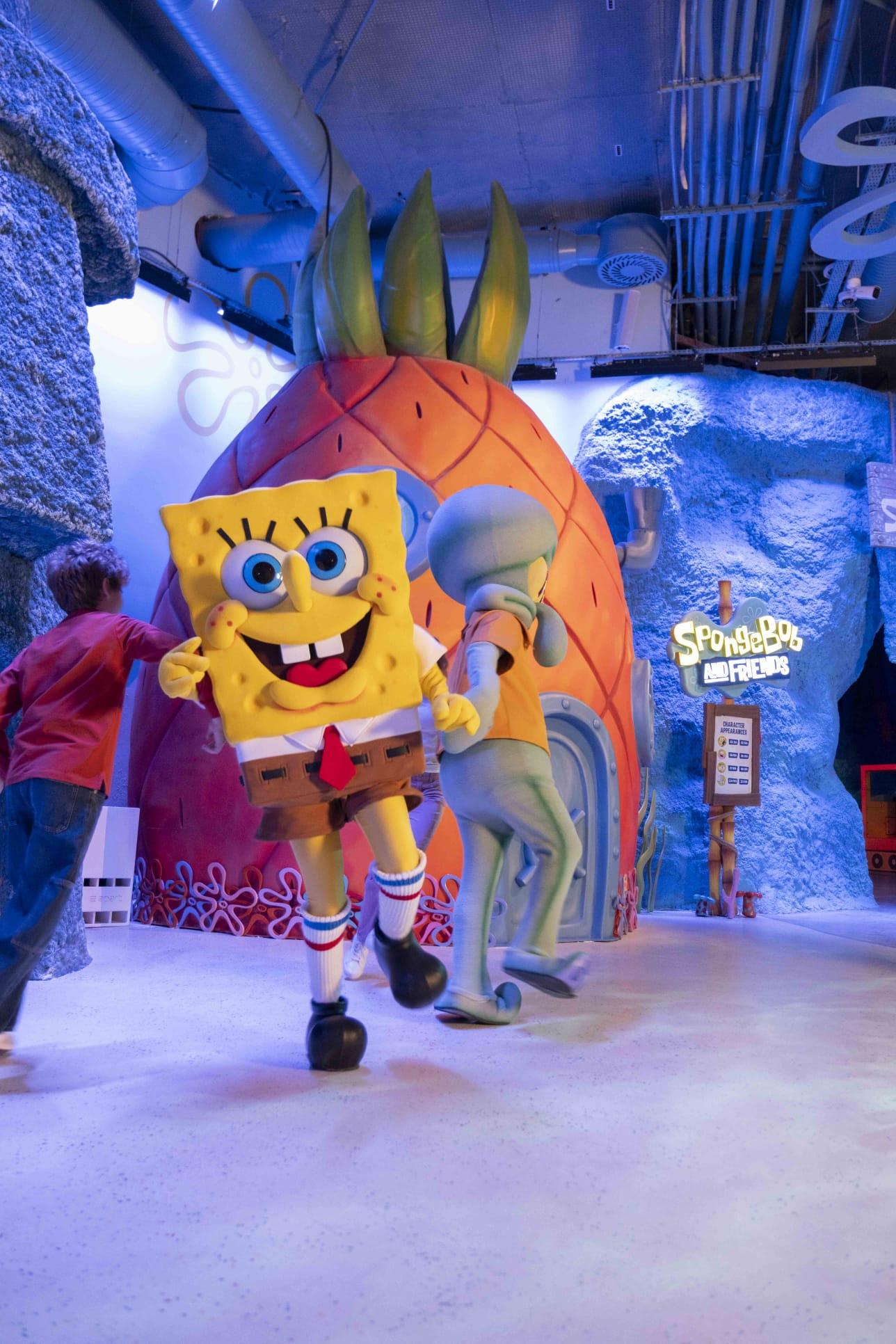Istanbul: Nickelodeon Theme Park from Old City or Taksim 2