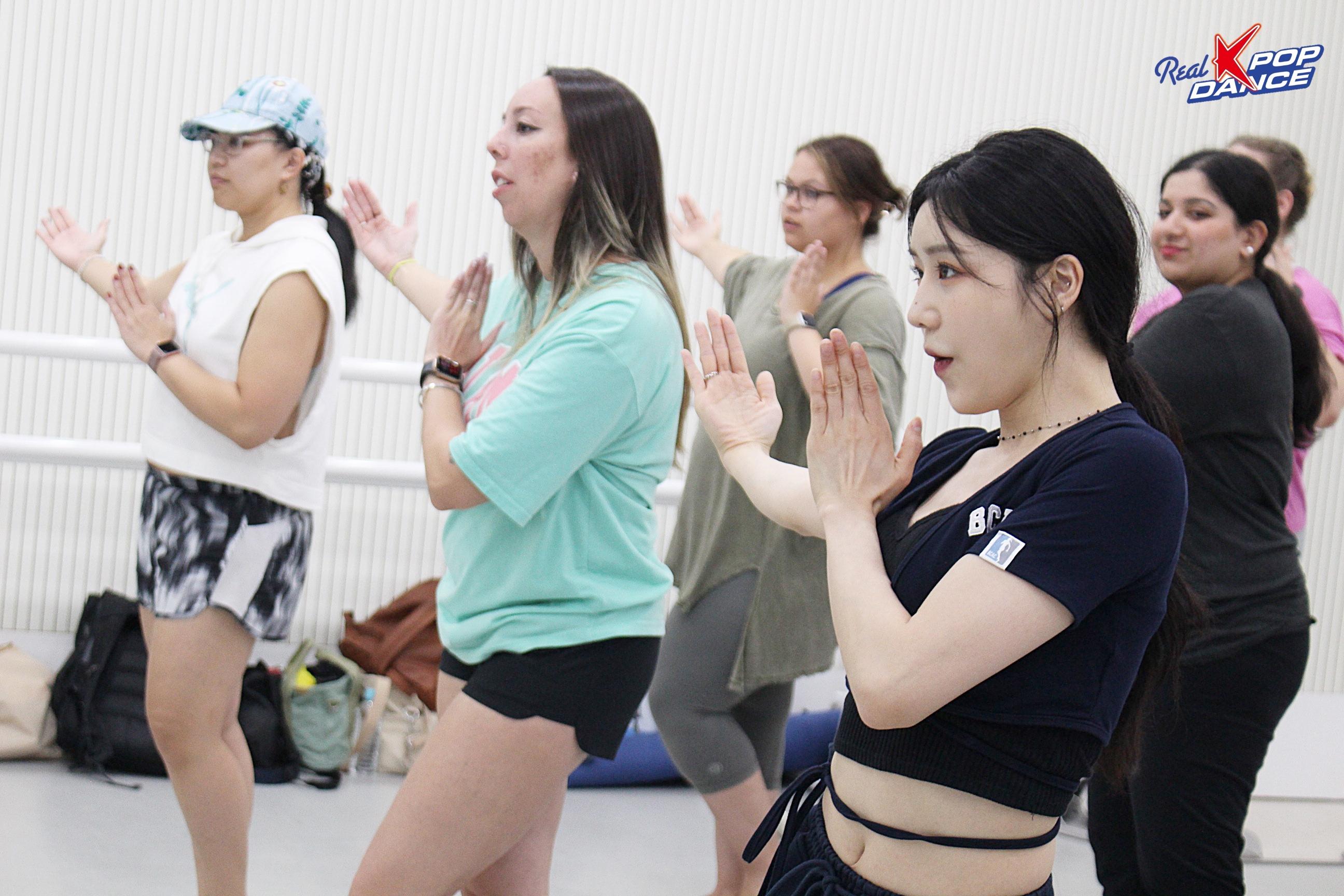 Seoul: K-Pop Dance Class (CNN&BBC Featured/Invited Olympics) 2