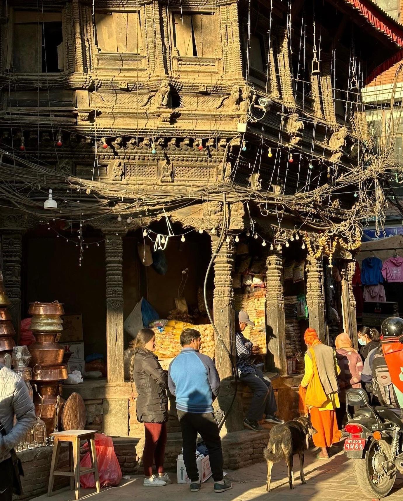 Kathmandu Old City: Lively Asan Bazaar Evening Walking Tour