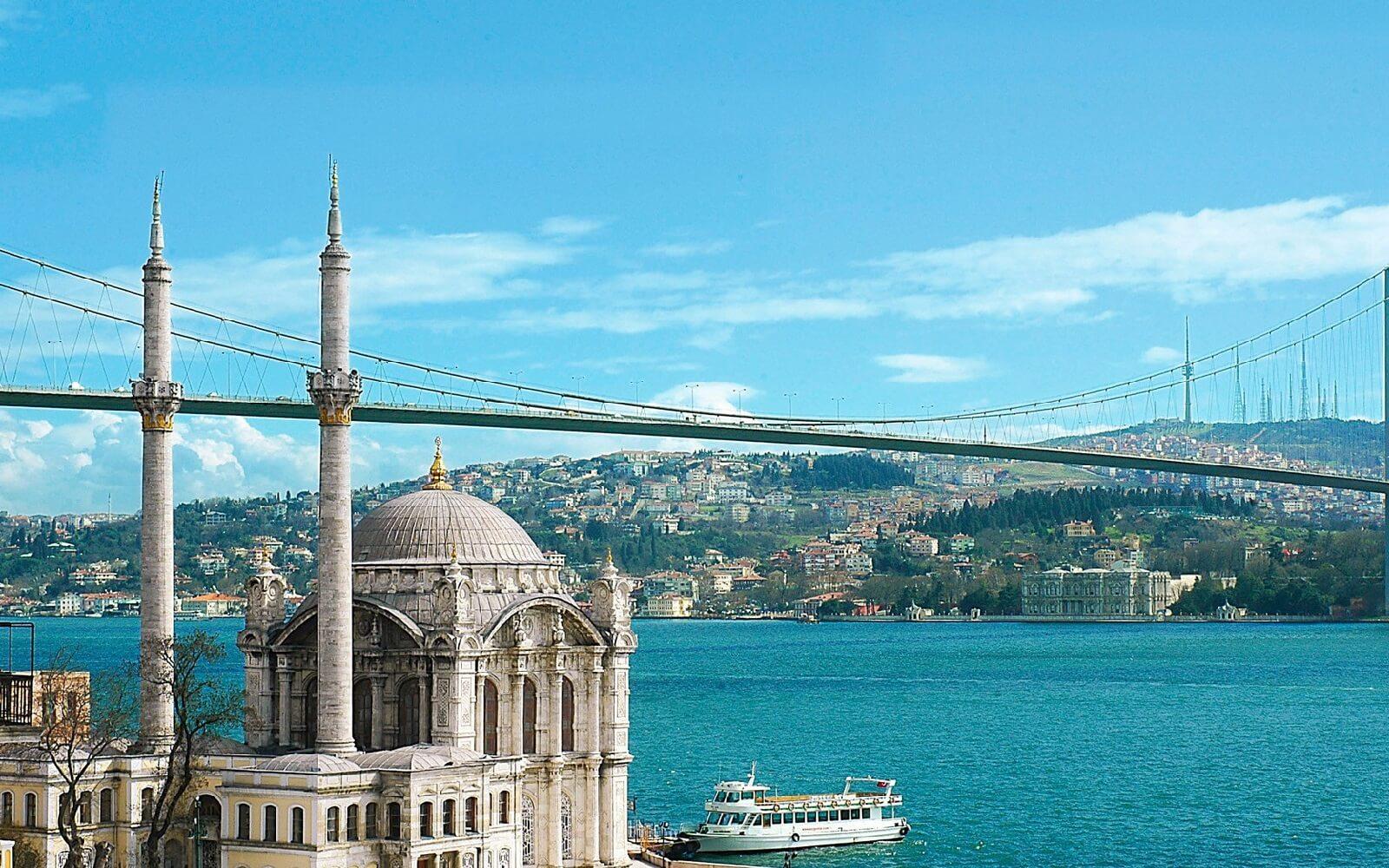 Istanbul Yacht Sightseeing Day Sunset Evening Bosporus Tour 3