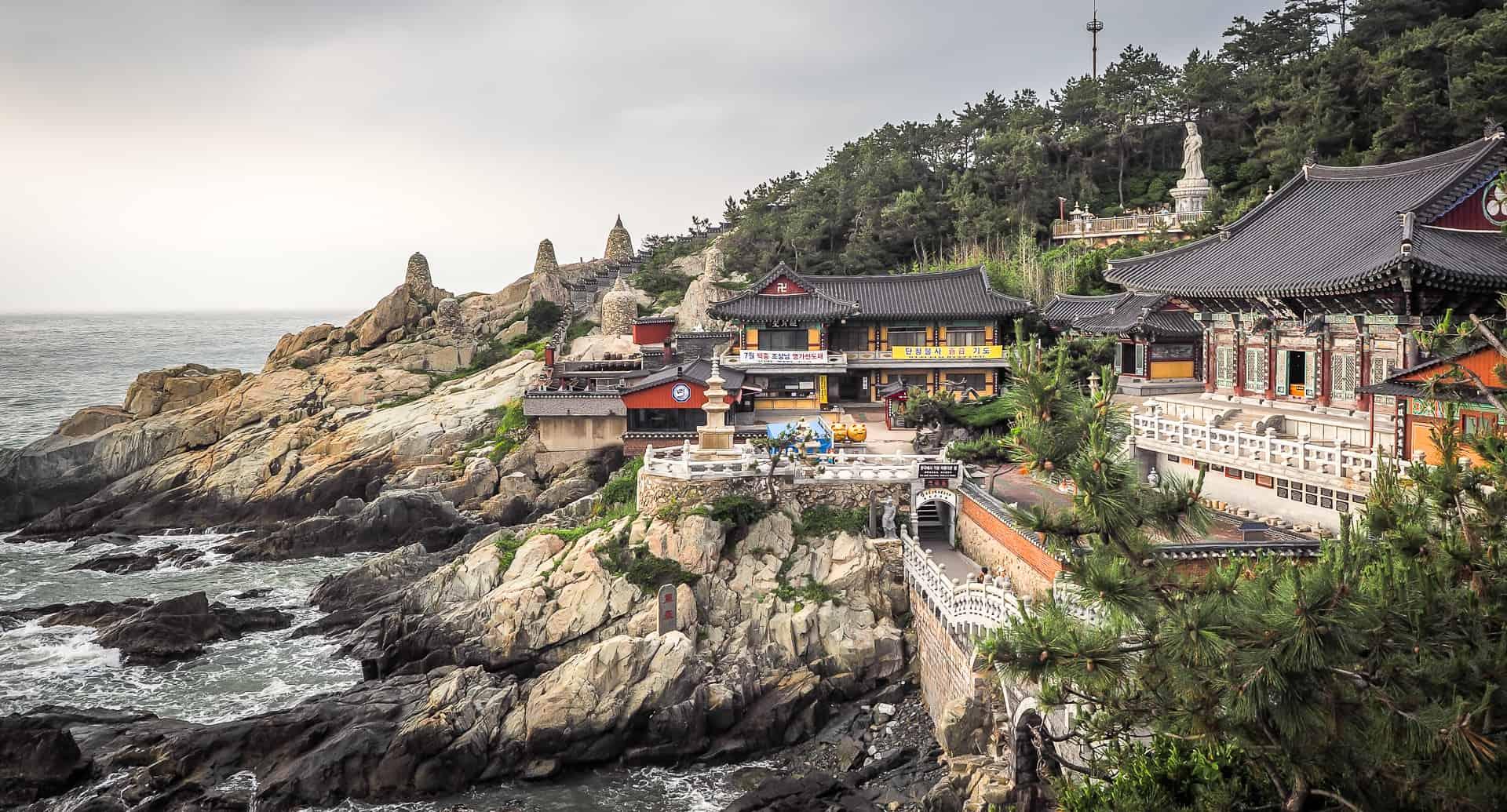 Busan Tour: Gamcheon Village & Yonggungsa Temple + Lunch 2