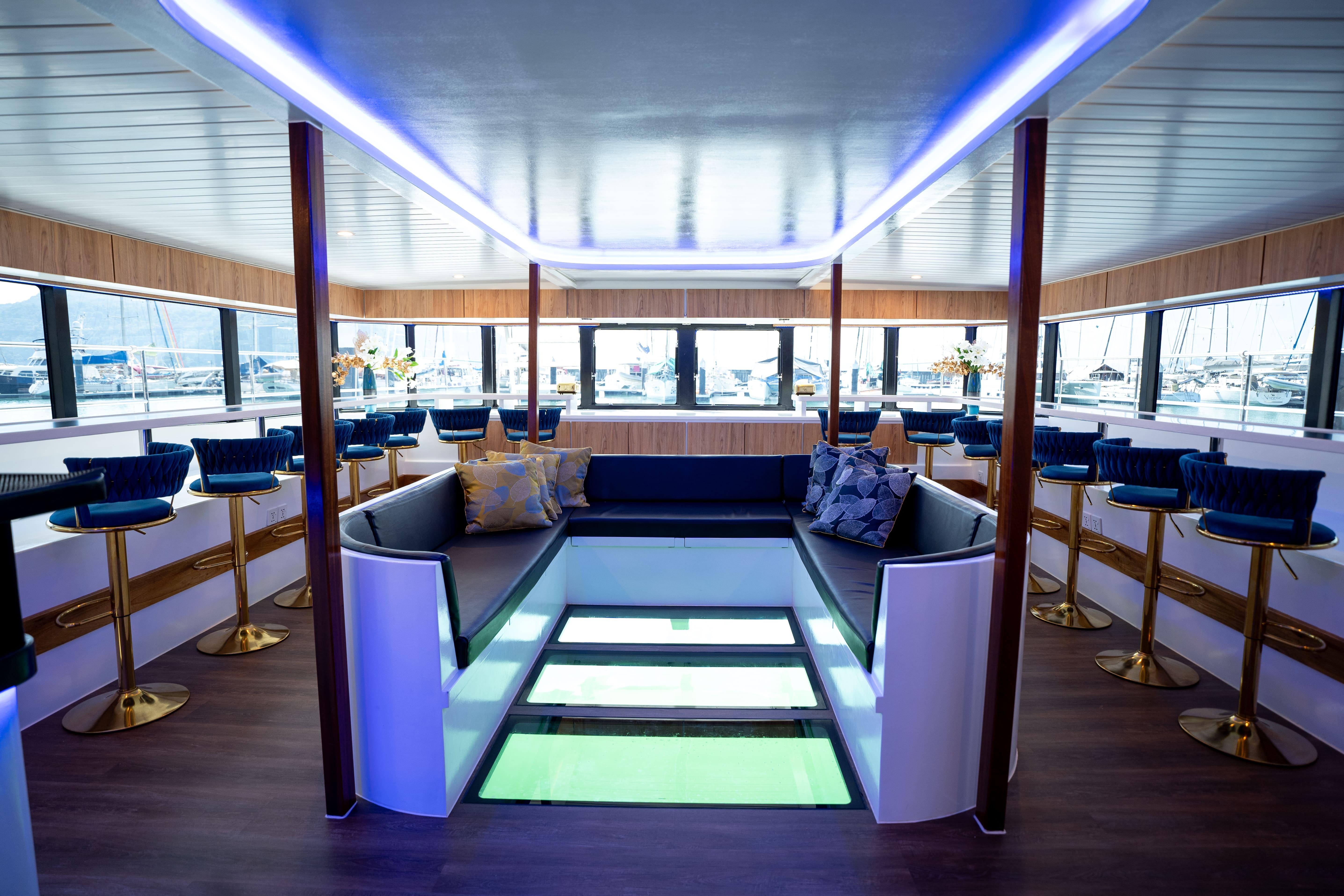 Langkawi Premium Sunset Cruise with Buffet Dinner & Open Bar 2
