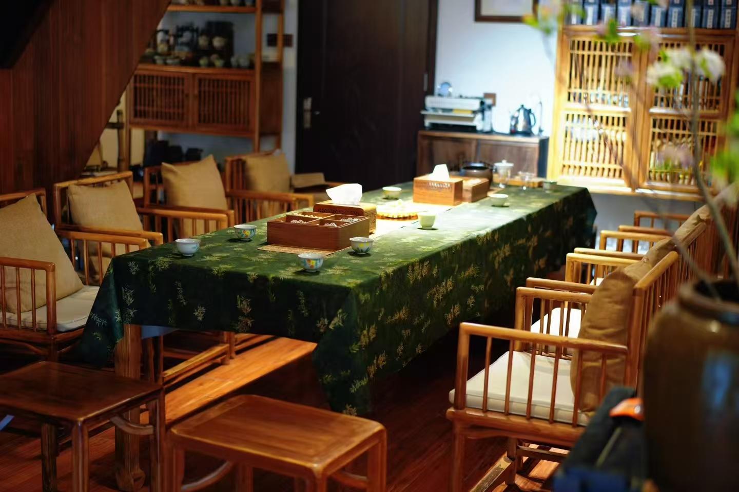 Beijing:Tea Ceremony & Chinese Calligraphy Masterclass 2