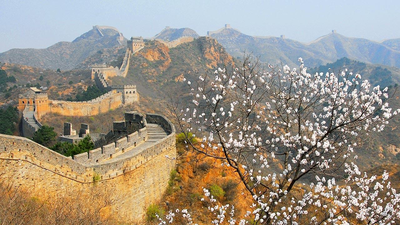 Beijing: Jinshanling and Simatai Wall&Gubei Watertown Tour 2