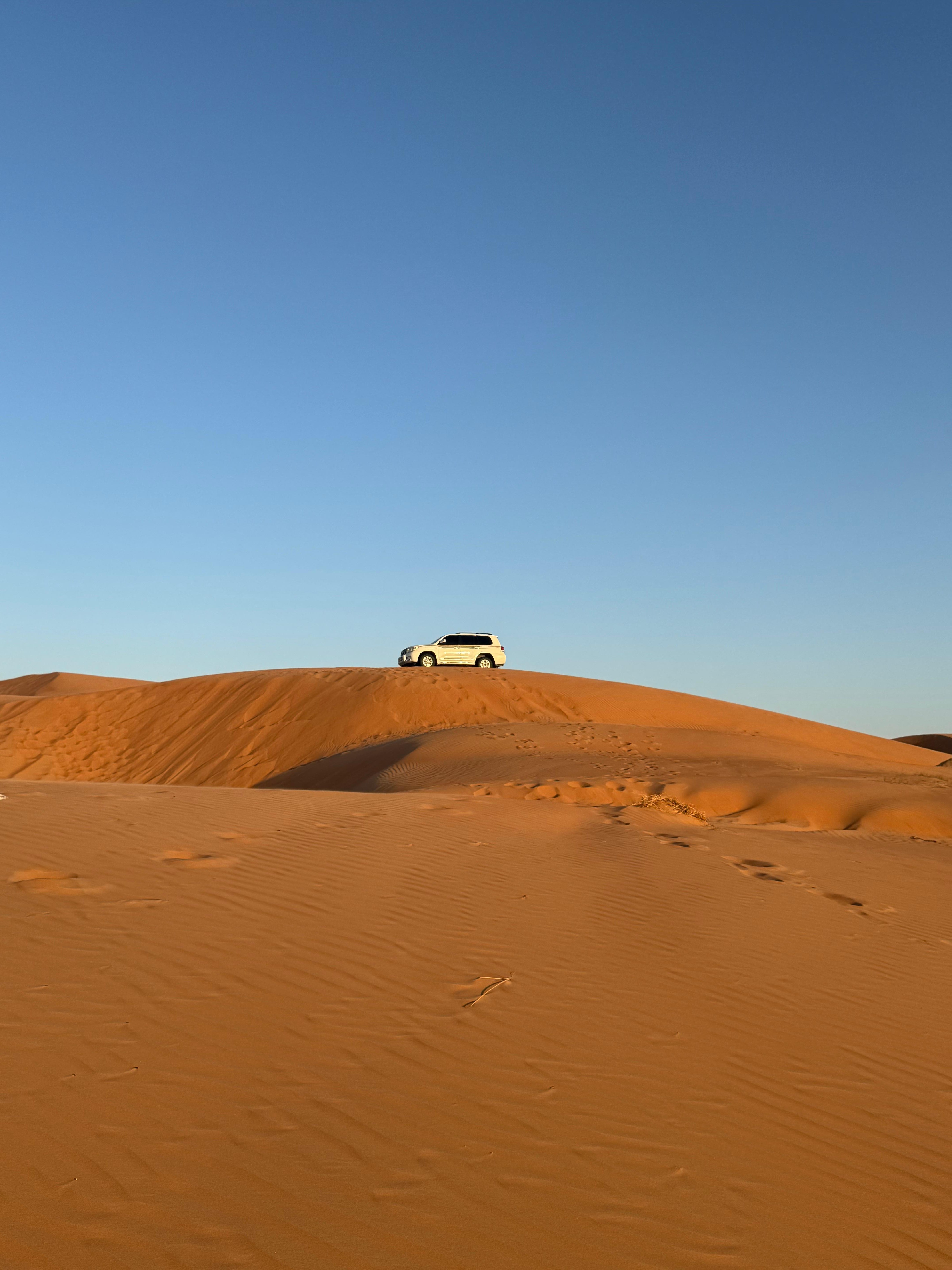 Muscat: Wadi Bani Khalid and Wahiba Sands Sunset Day Trip 2