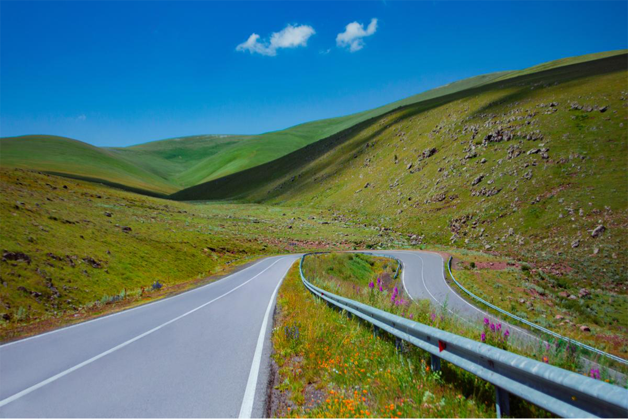 From Tbilisi: Private Tsalka Canyon Tour (Dashbashi) 3