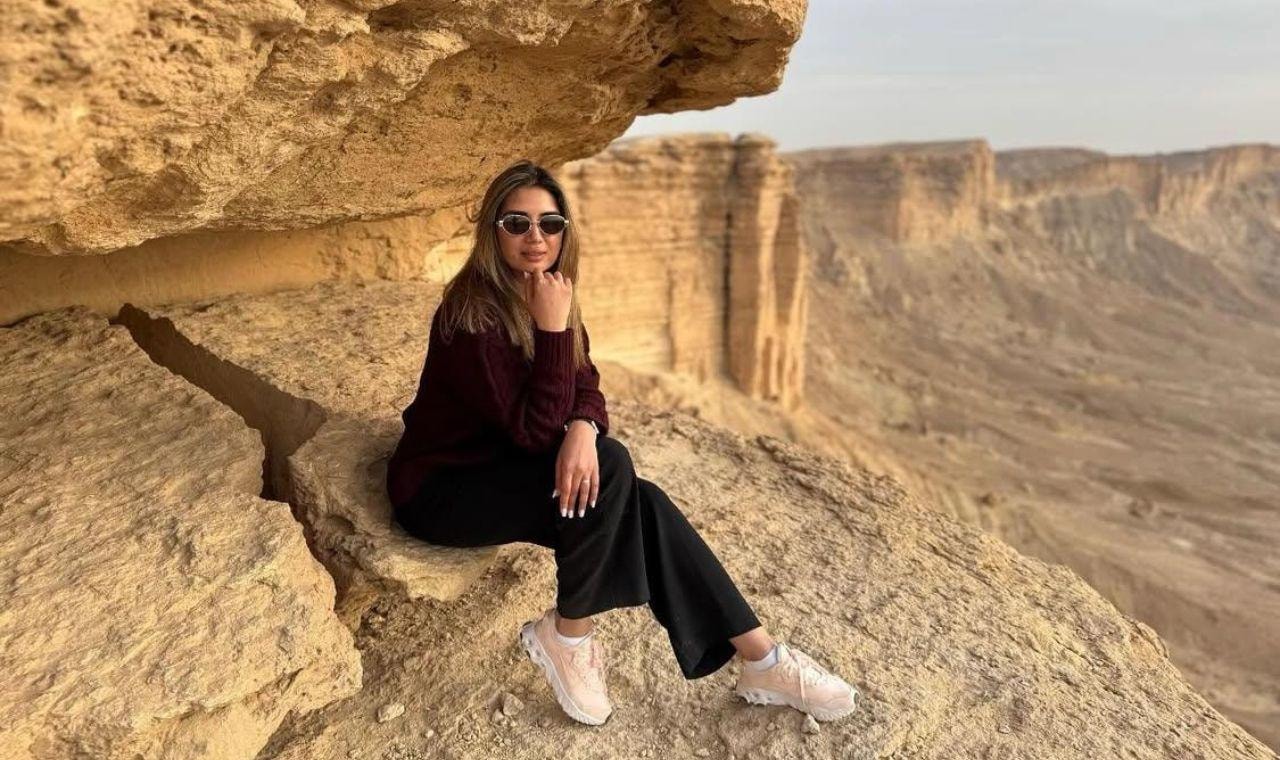 Riyadh: Private Edge of the World Sunset Tour 3