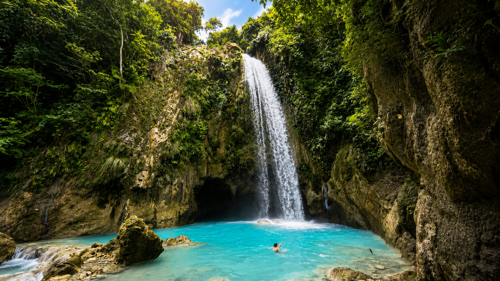 Oslob: Whaleshark Swimming, Inambakan Falls & Moalboal Tour 3