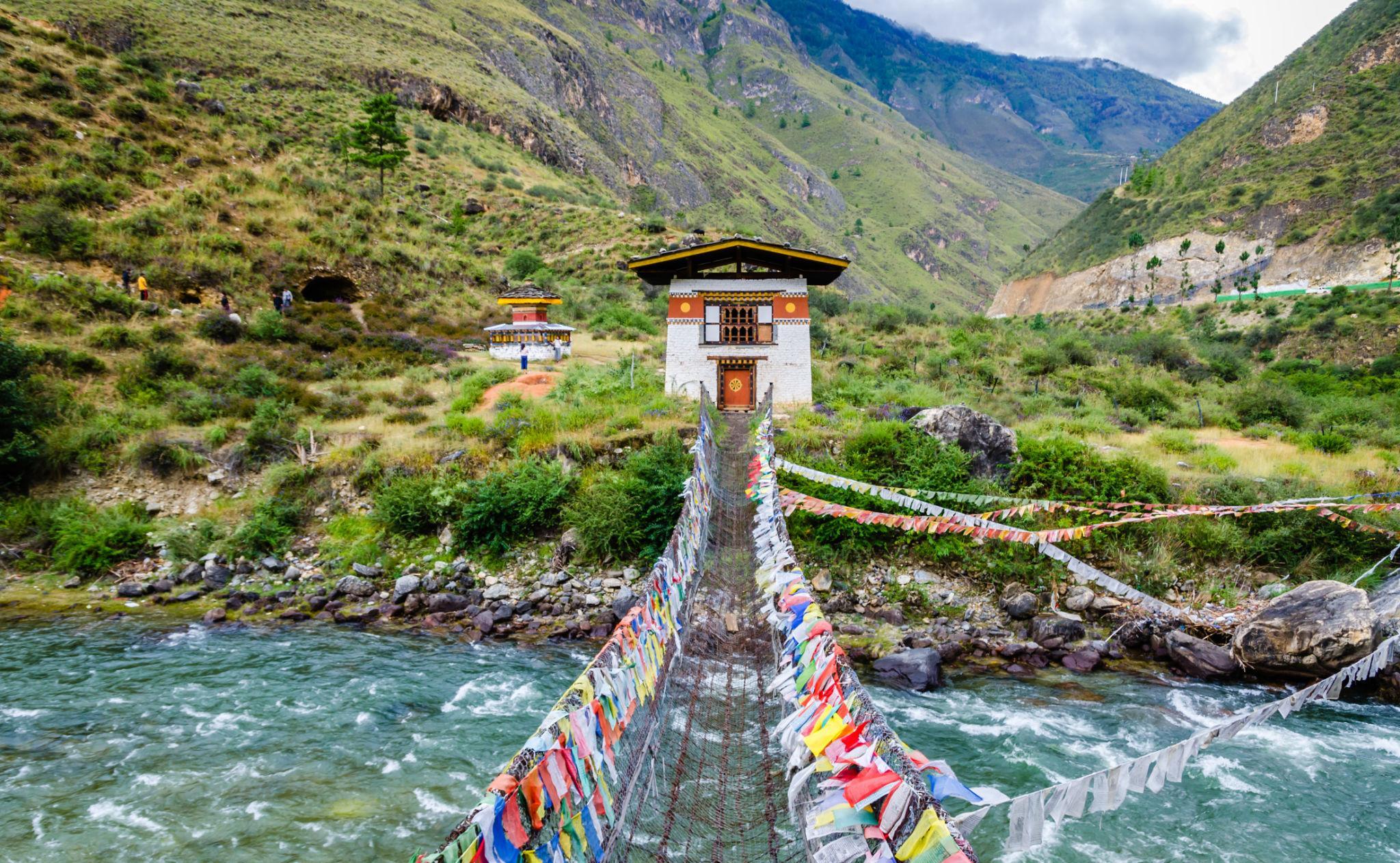 From Paro: Thimphu Day Trip with Lunch & Entry Tickets