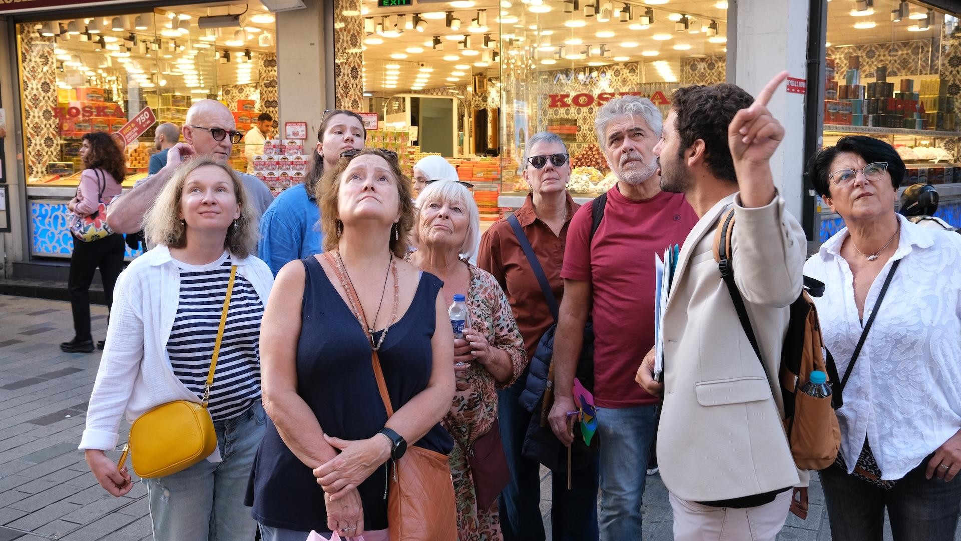 Istanbul City Walk: Galata Tower, Istiklal Street & Karaköy 3