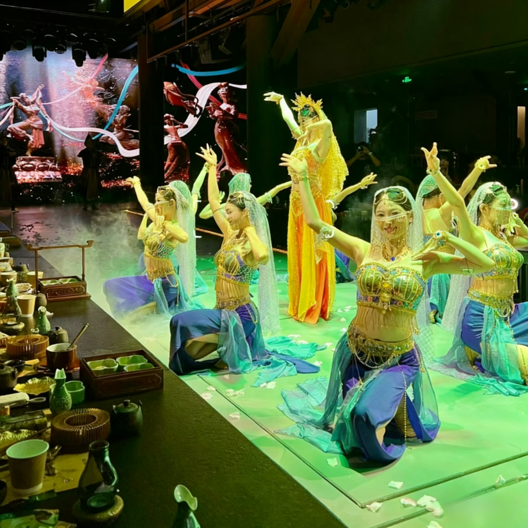 Shanghai: Shuyan Fu Immersive Royal Banquet with Dance Show 2