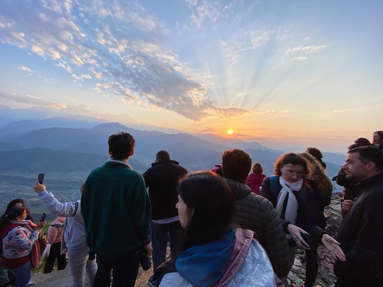 Pokhara: Sarangkot to Naudanda Guided Day Hike 2
