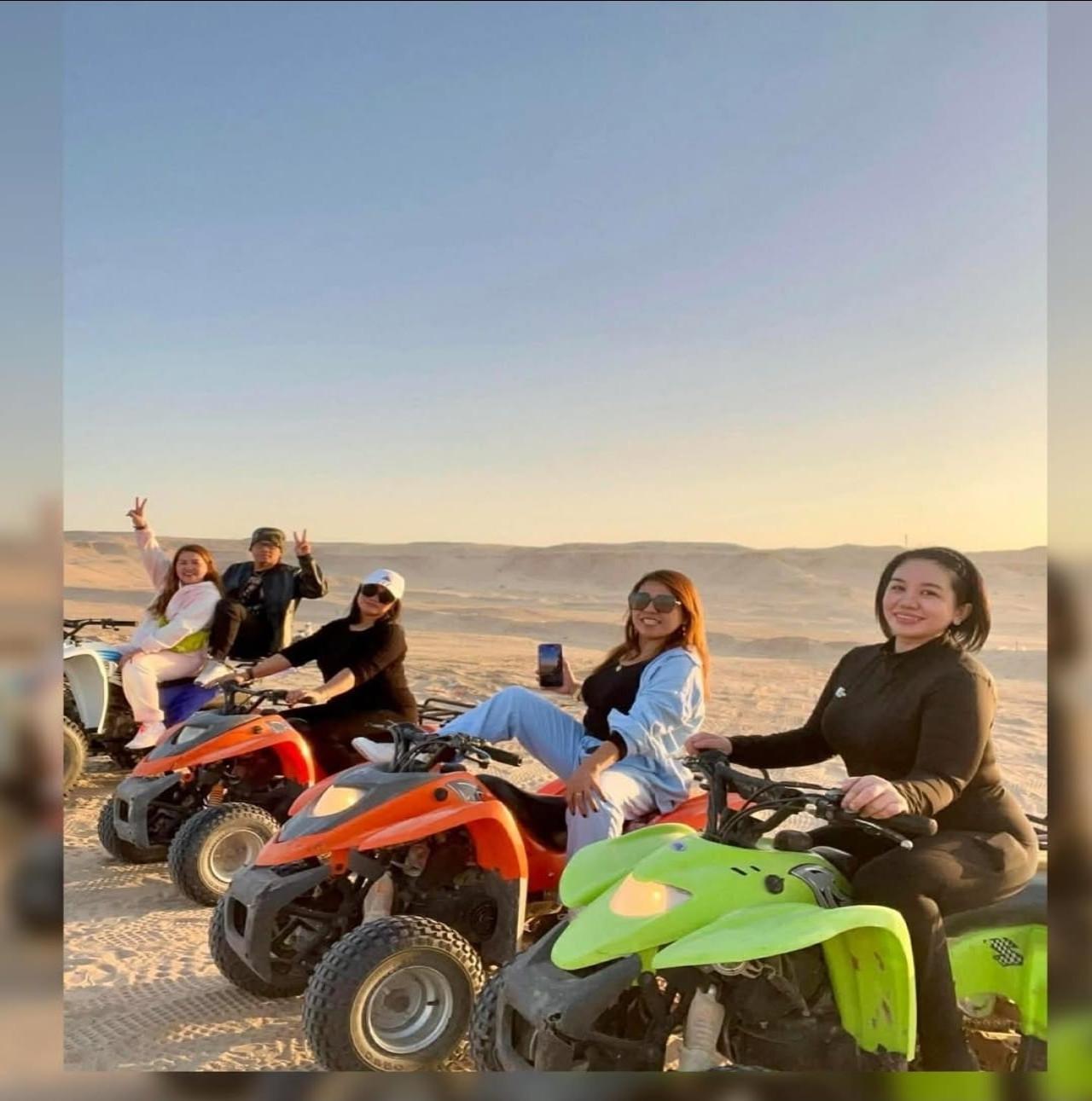 Kuwait: Desert Safari, buggy's, Camels & Kuwait Towers 2