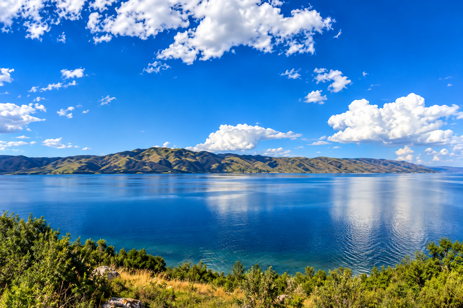 From Tbilisi: Discover Armenia-Yerevan, Lake Sevan & Dilijan 2