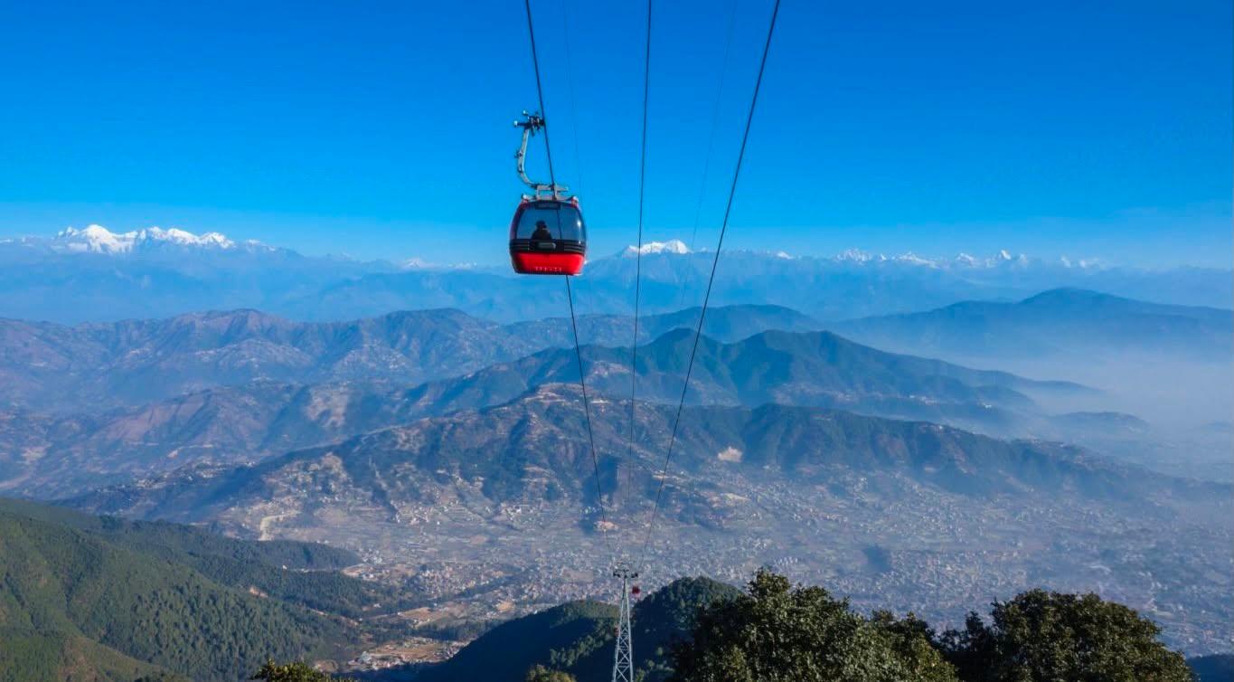 Kathmandu: 6-Hour Chandragiri Cable Car & Monkey Temple Tour