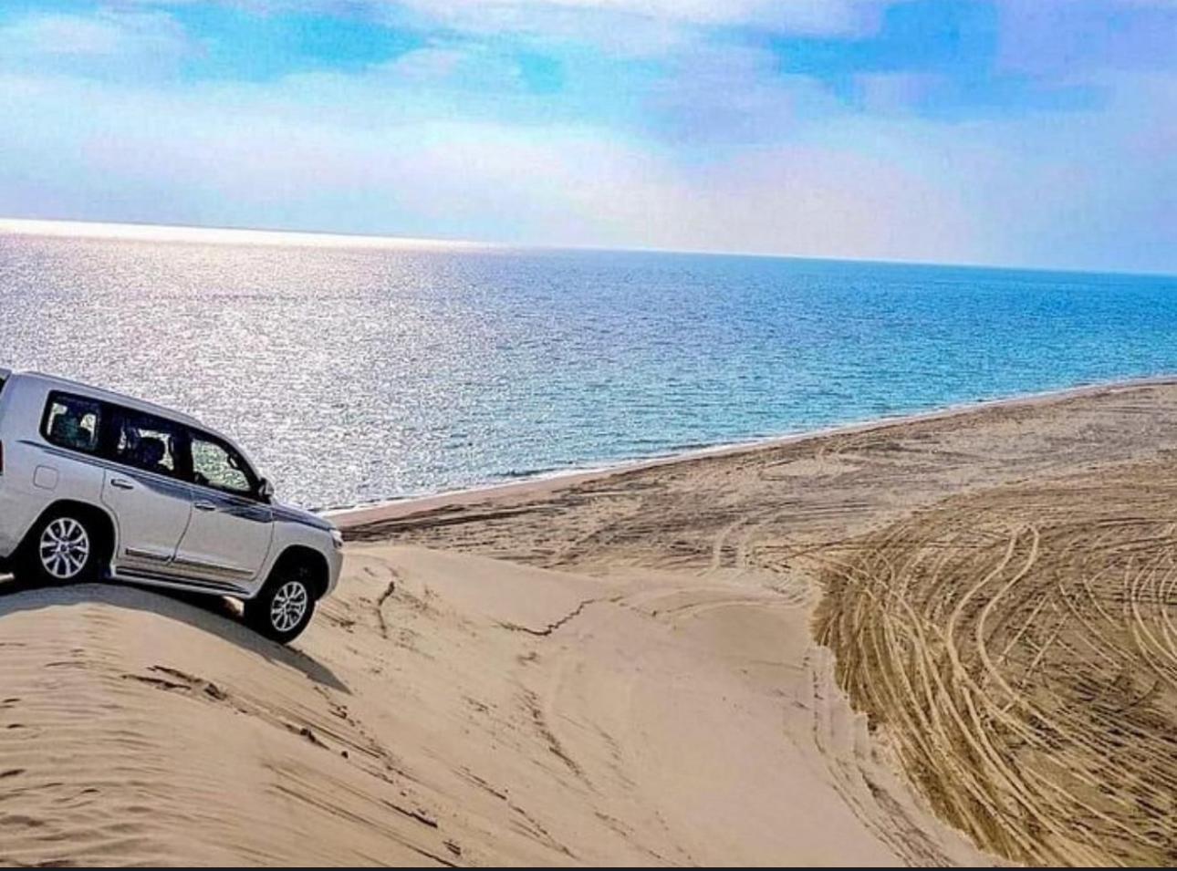 Doha: Desert and Inland Sea 4x4 Tour with Tea 3