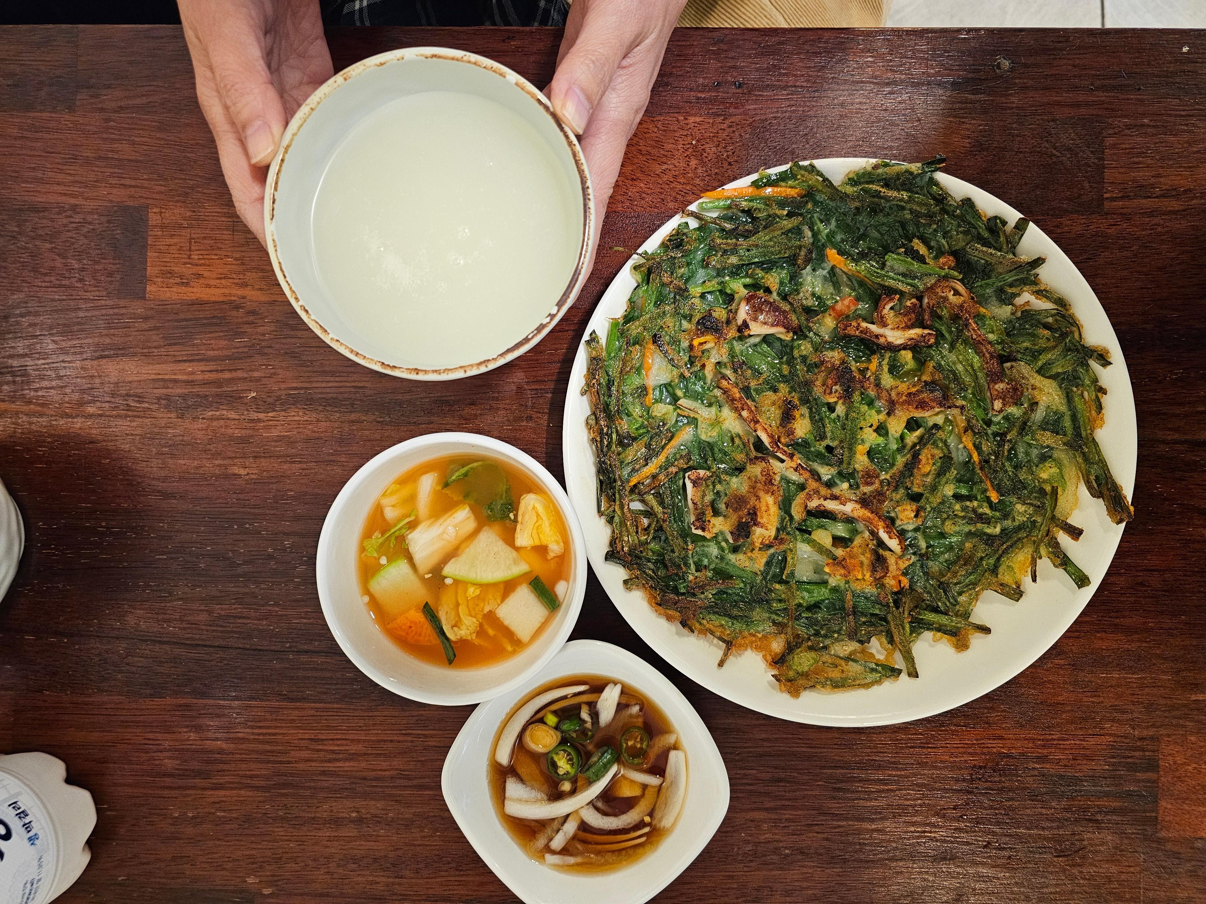 Busan: Kimchi Kitchens Food Tour with 10+ Tastings 3