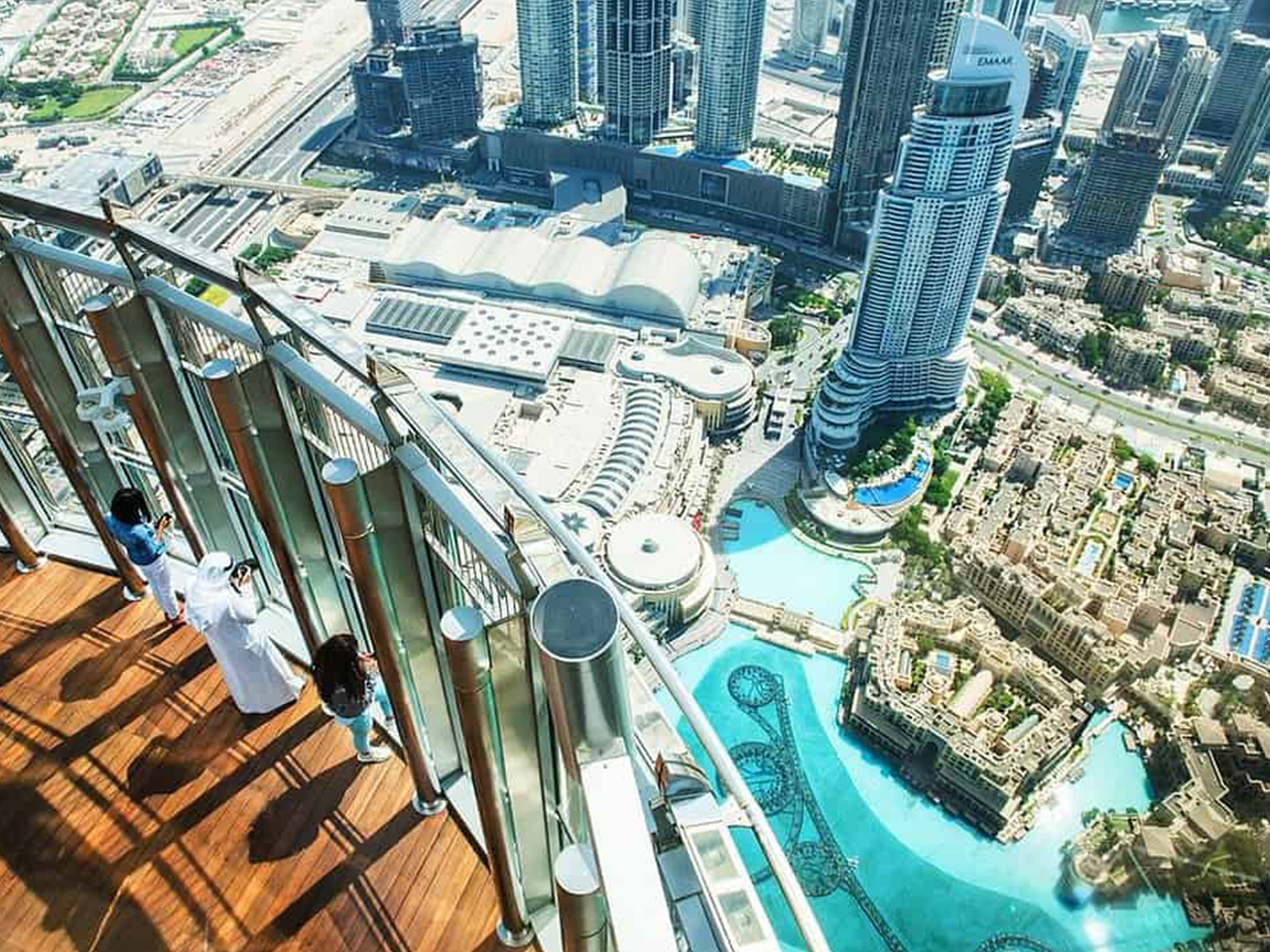 Dubai: Traditional and Modern Tour with Burj Khalifa Ticket 2