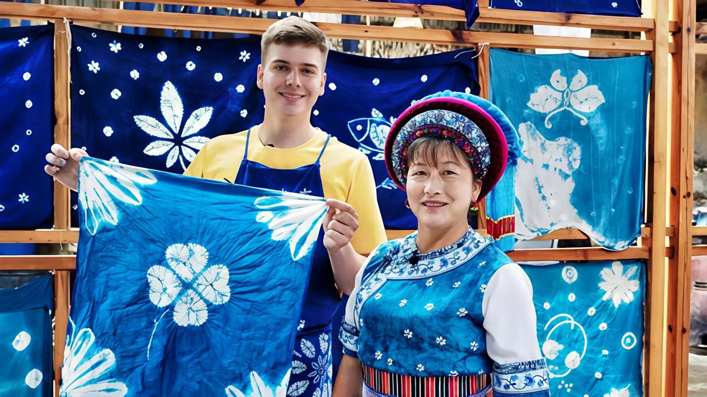 Shanghai: Handcraft Experience-Tie-Dye Workshop with Pickup