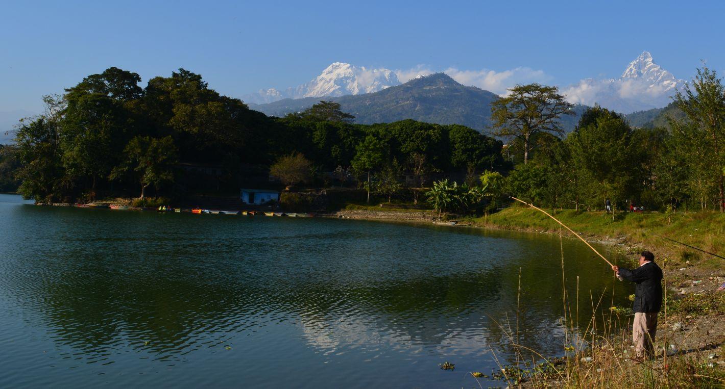Pokhara: Traditional Fishing & Breakfast by the Lake 3
