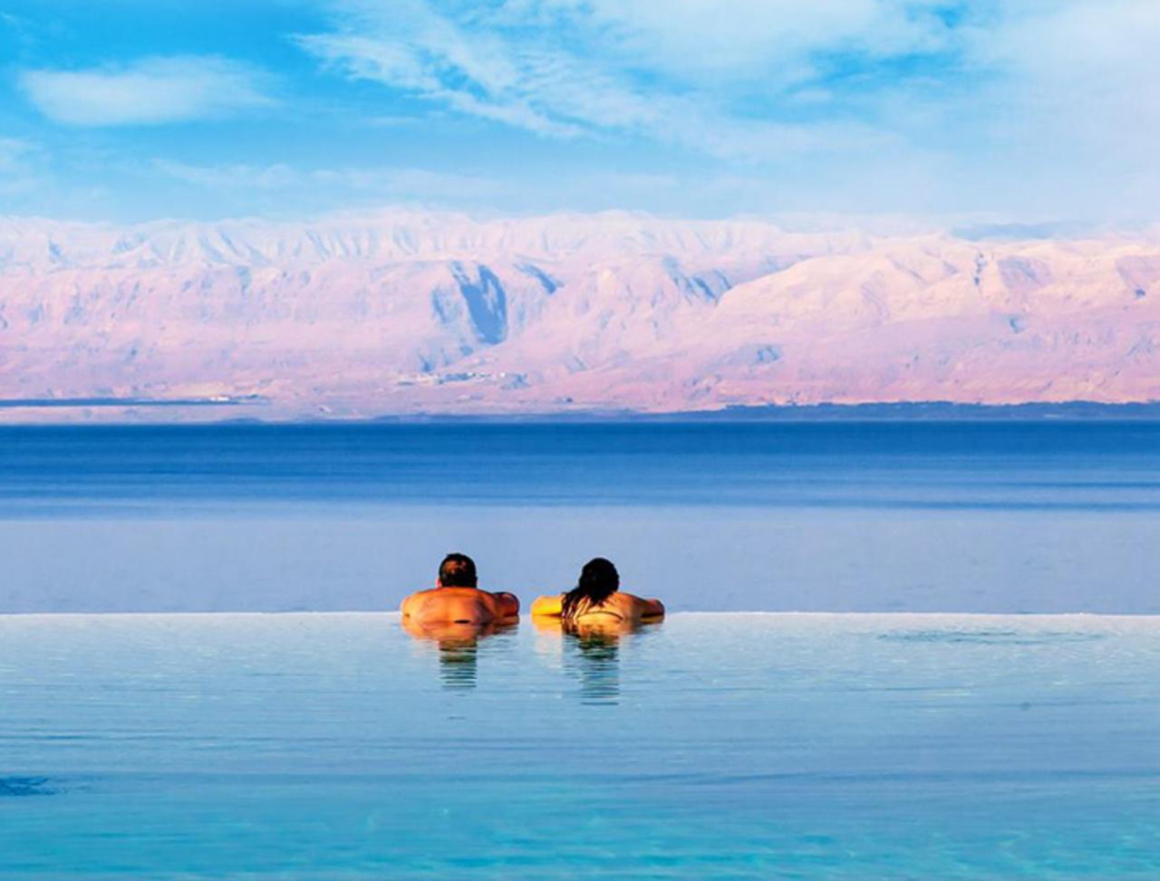 Amman: Dead Sea Soap & Wellness Class + Lot's Cave + Lunch 2