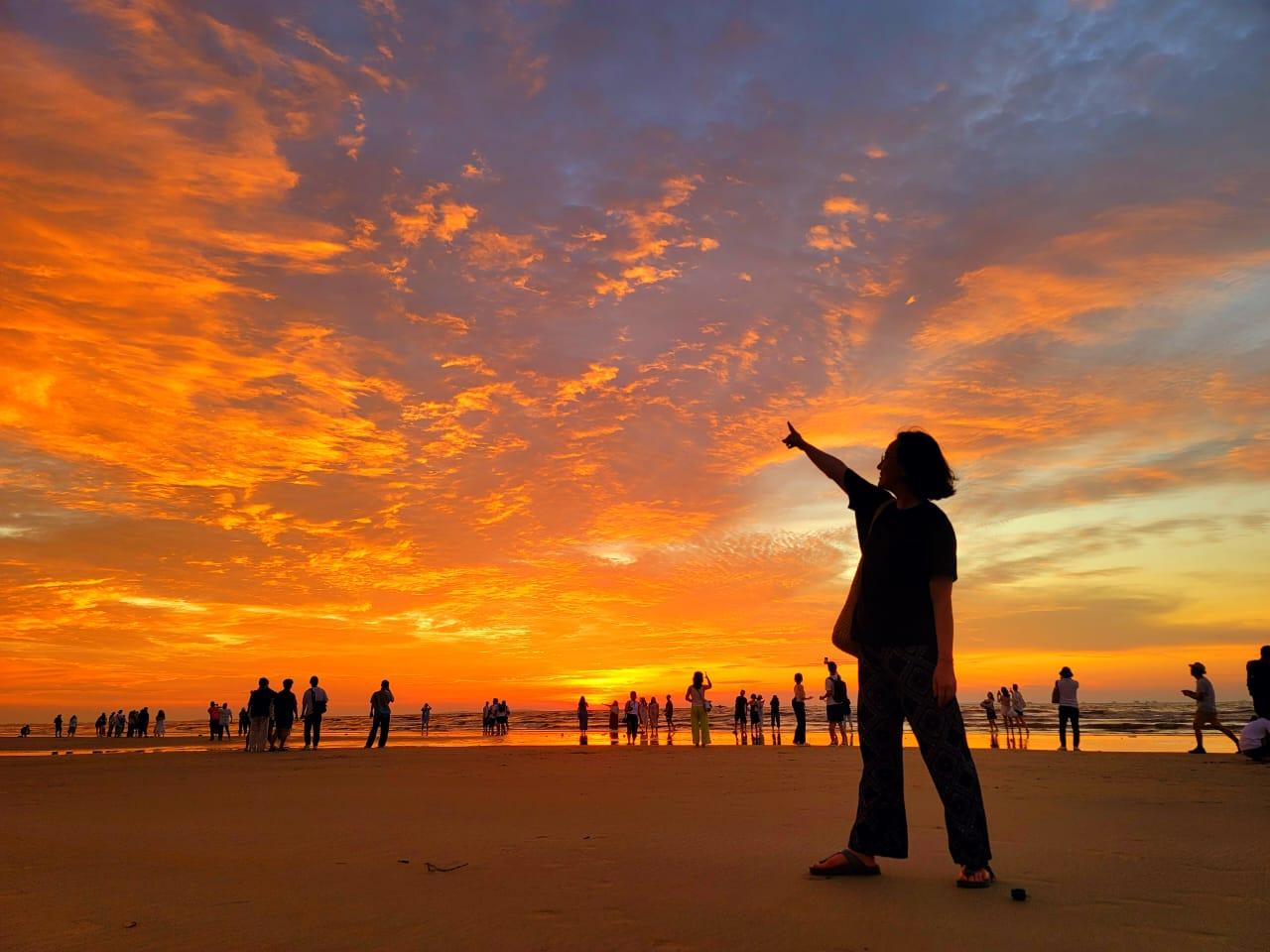 Kota Kinabalu: Mangrove Cruise with Dinner & Fireflies 2