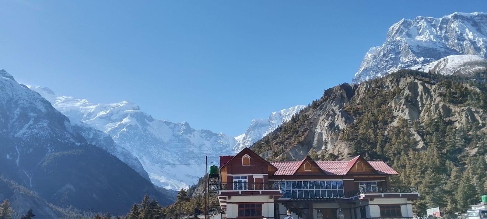 Manang: 7-Day, 6-Night Private Jeep & Trek to Tilicho Lake 3
