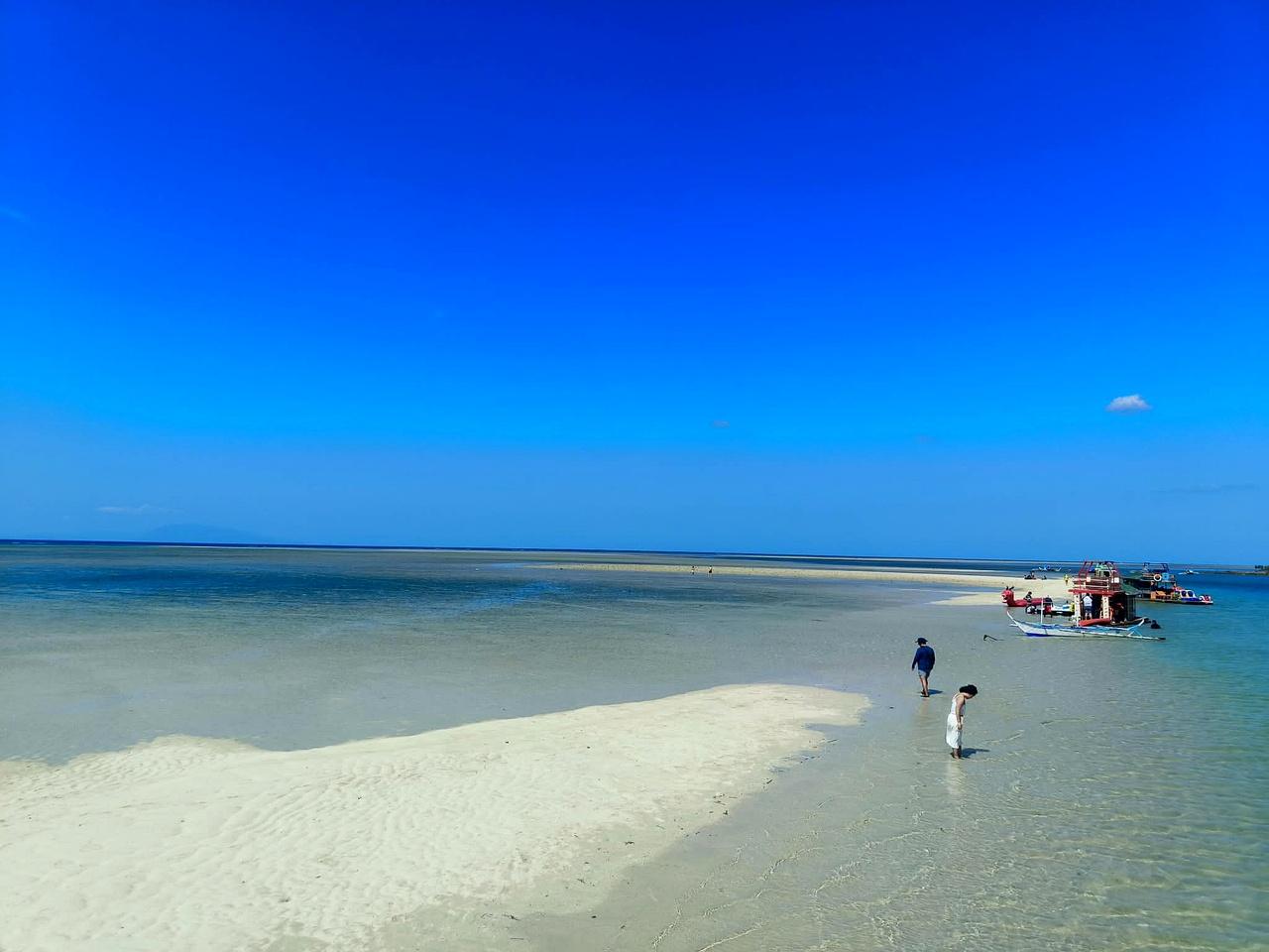 Calatagan: Island Hopping, Snorkeling, and a Lighthouse Tour 2