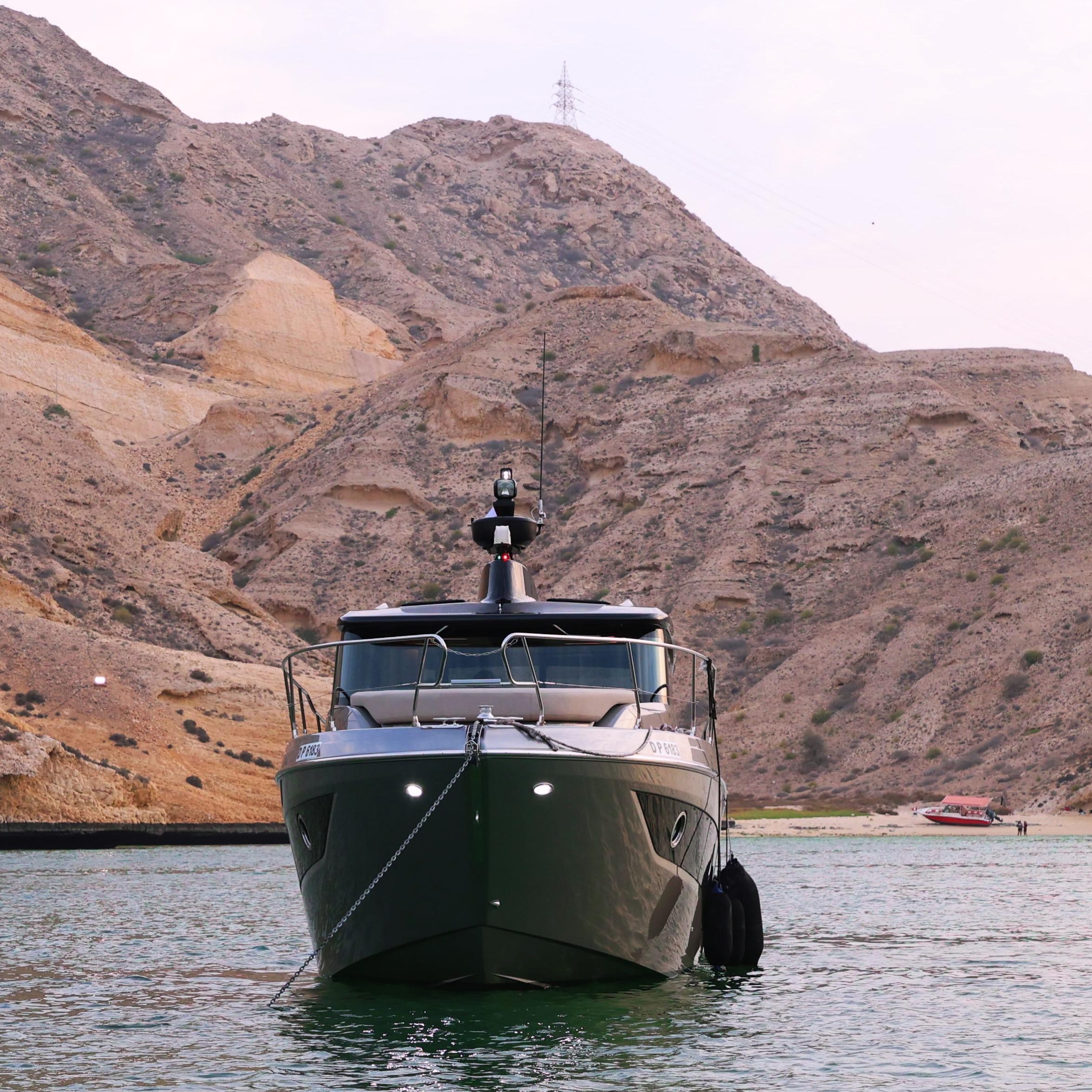 Muscat: Private Yacht Tour to Daymaniyat or Bandar Al Khiran 2