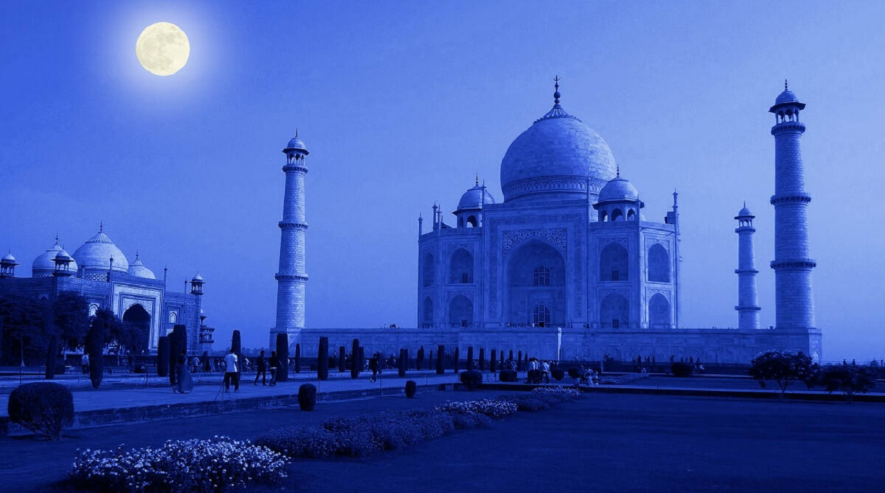 Moonlight Taj Mahal Tour from Yamuna River Side 2