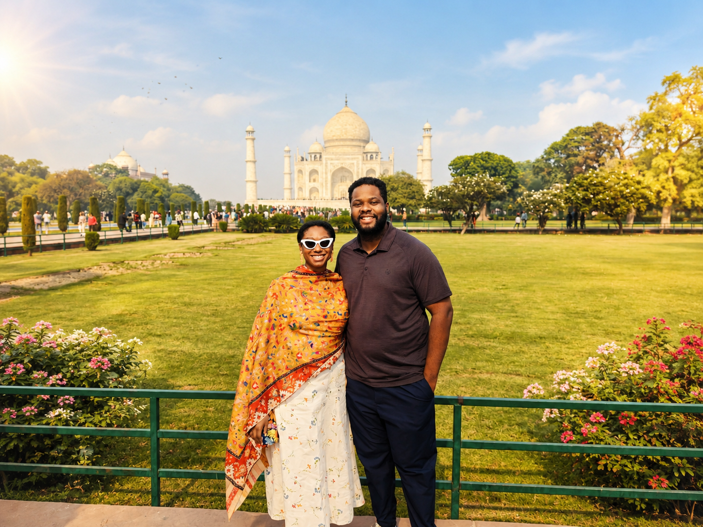 From Delhi: 2-Day Taj Mahal & Agra Tour by Gatimaan Express 2