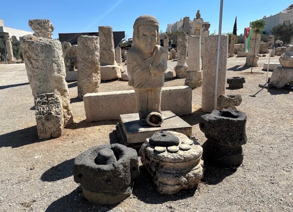 Amman: Seven Sleepers & Abu Jaber Caves Tour Experience 3