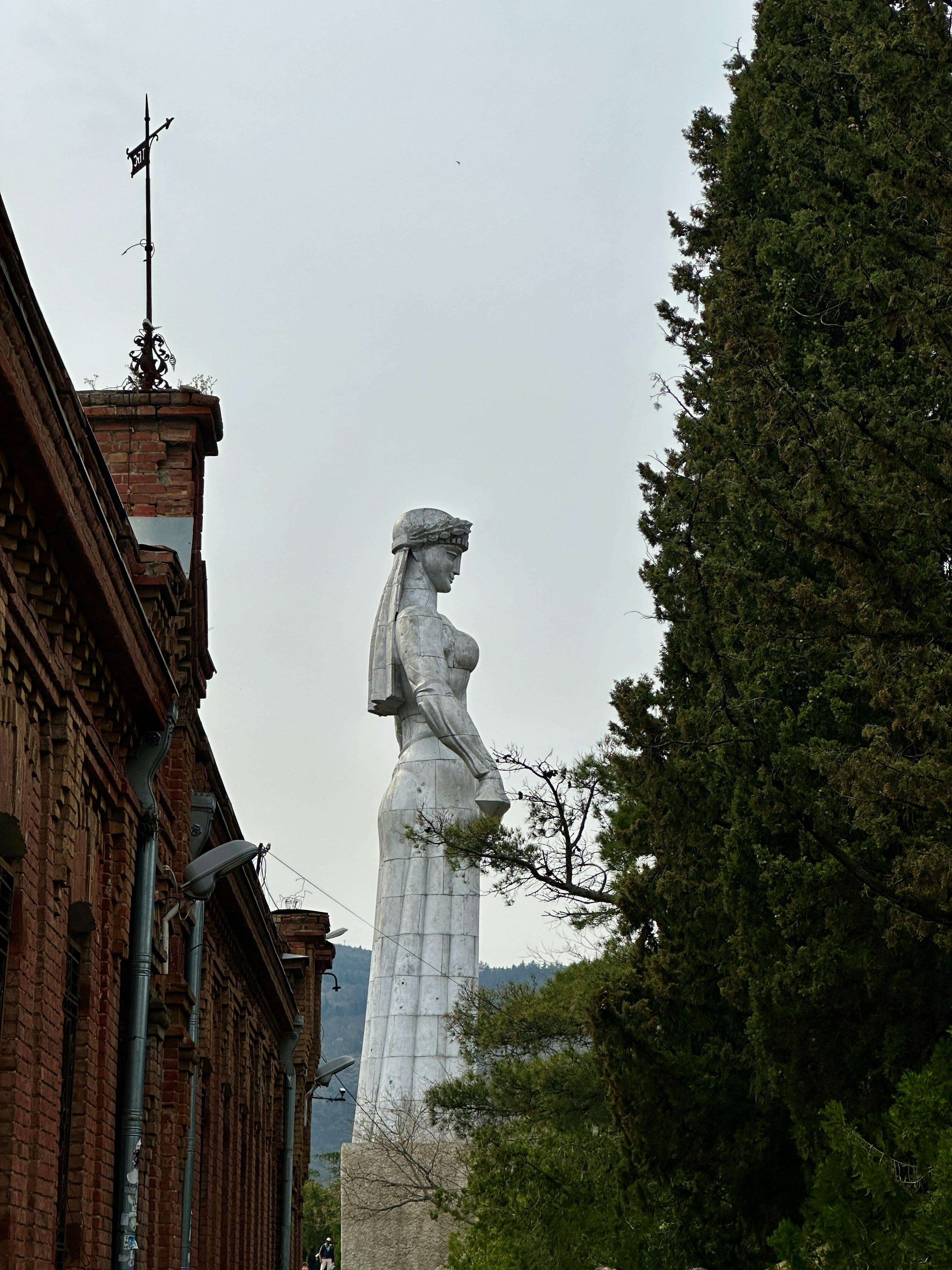 Tbilisi Walking Tour with Local Guide & Cable Car Experience 3